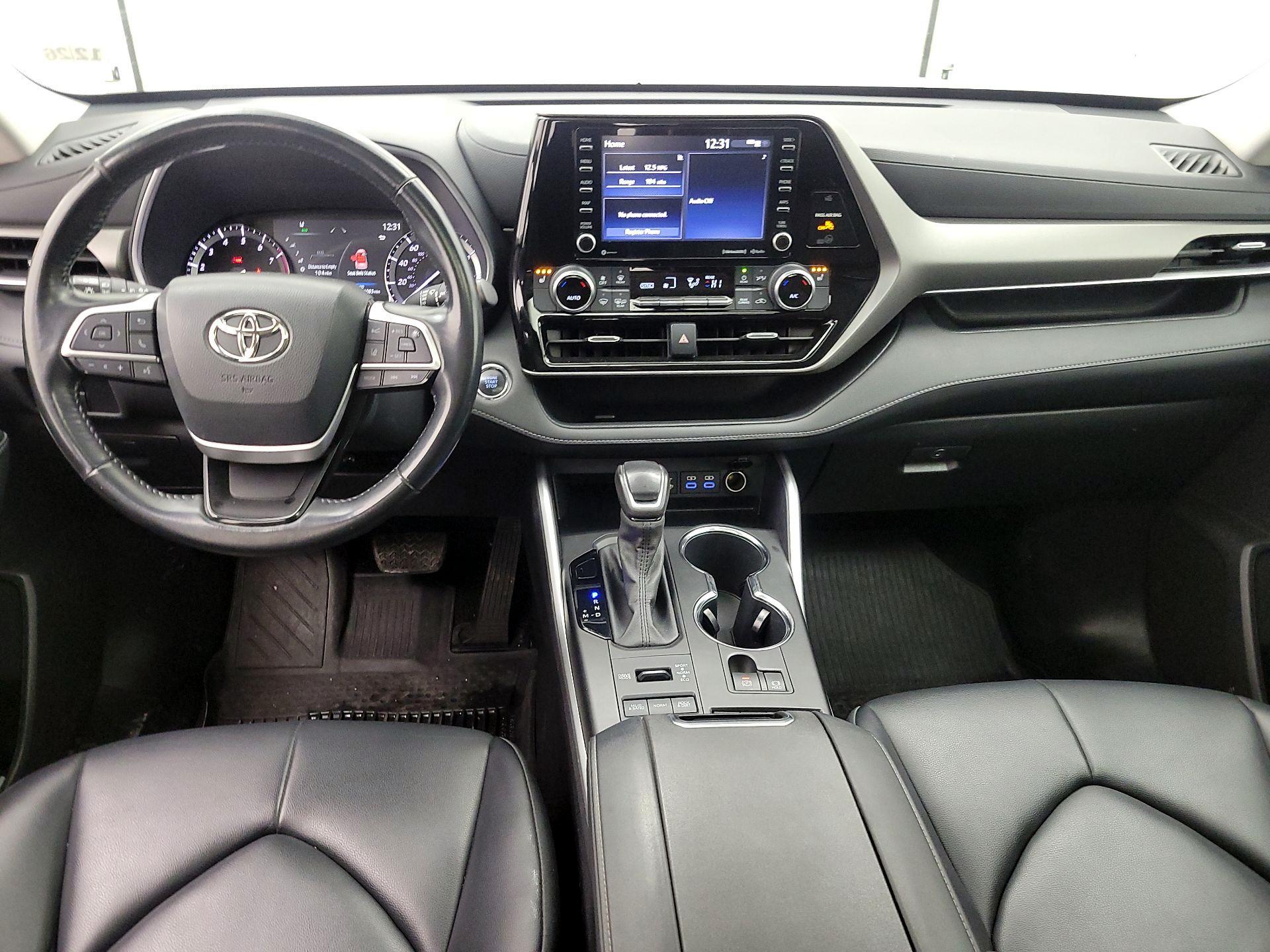 Thumbnail: 2022 Toyota Highlander - 9