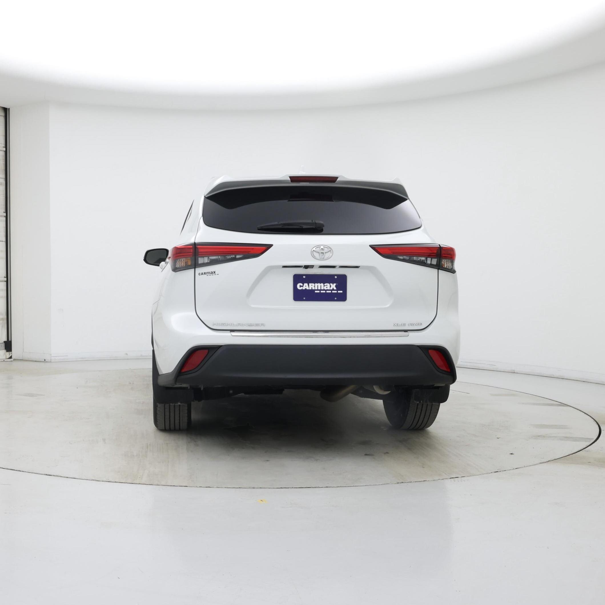 Thumbnail: 2022 Toyota Highlander - 6