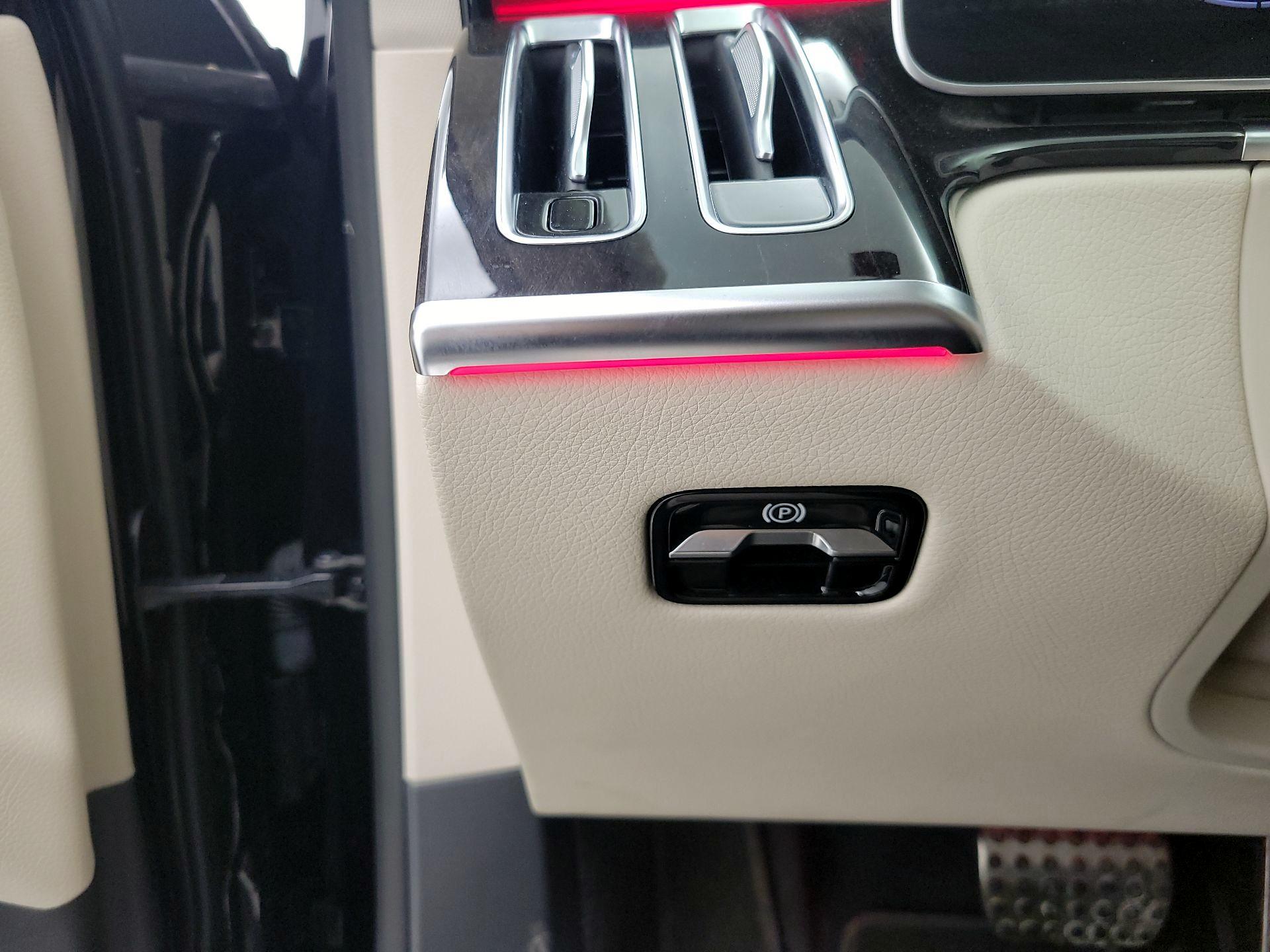 Thumbnail: 2021 Mercedes-Benz S-Class - 13