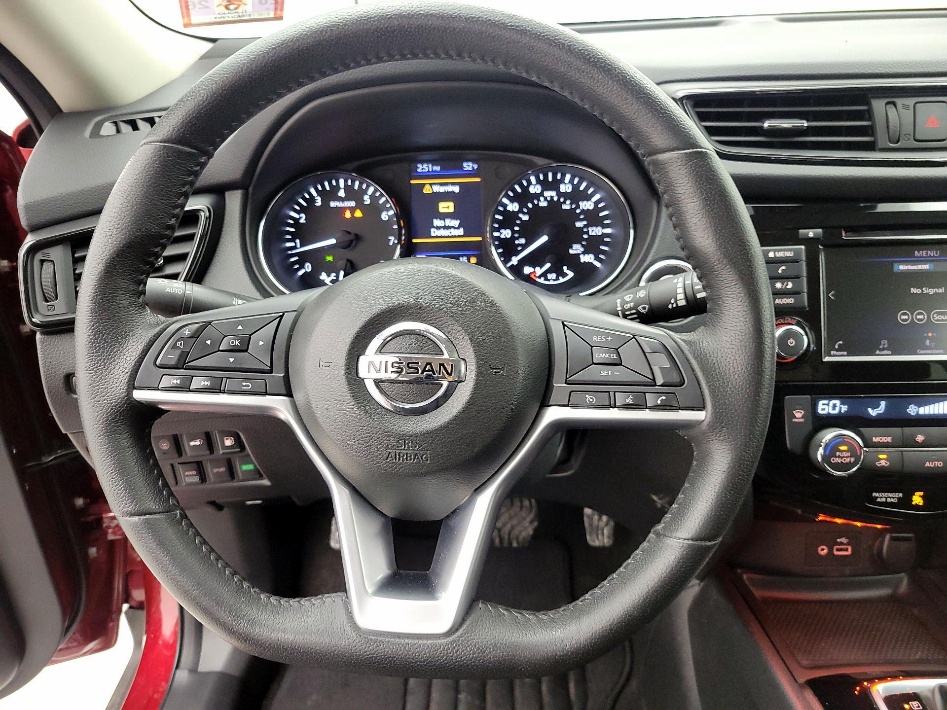 Thumbnail: 2019 Nissan Rogue - 10