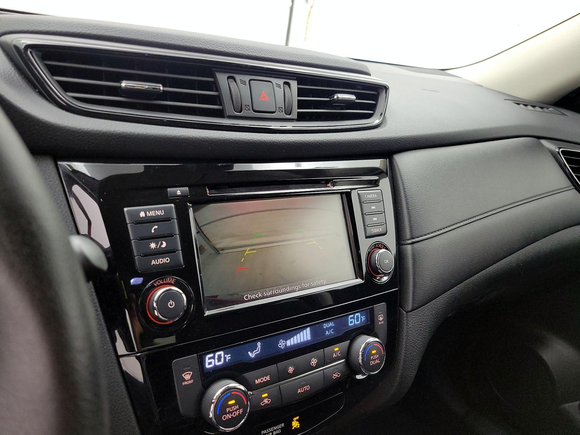 Thumbnail: 2019 Nissan Rogue - 14