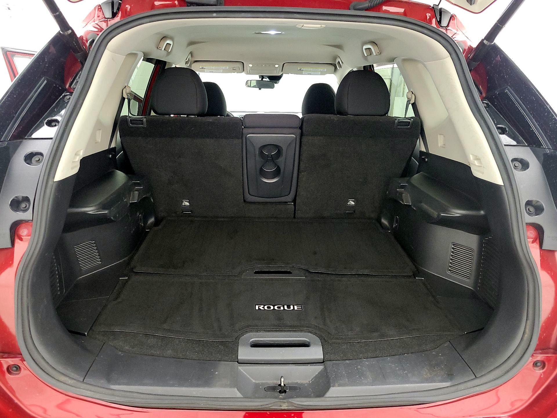 Thumbnail: 2019 Nissan Rogue - 20