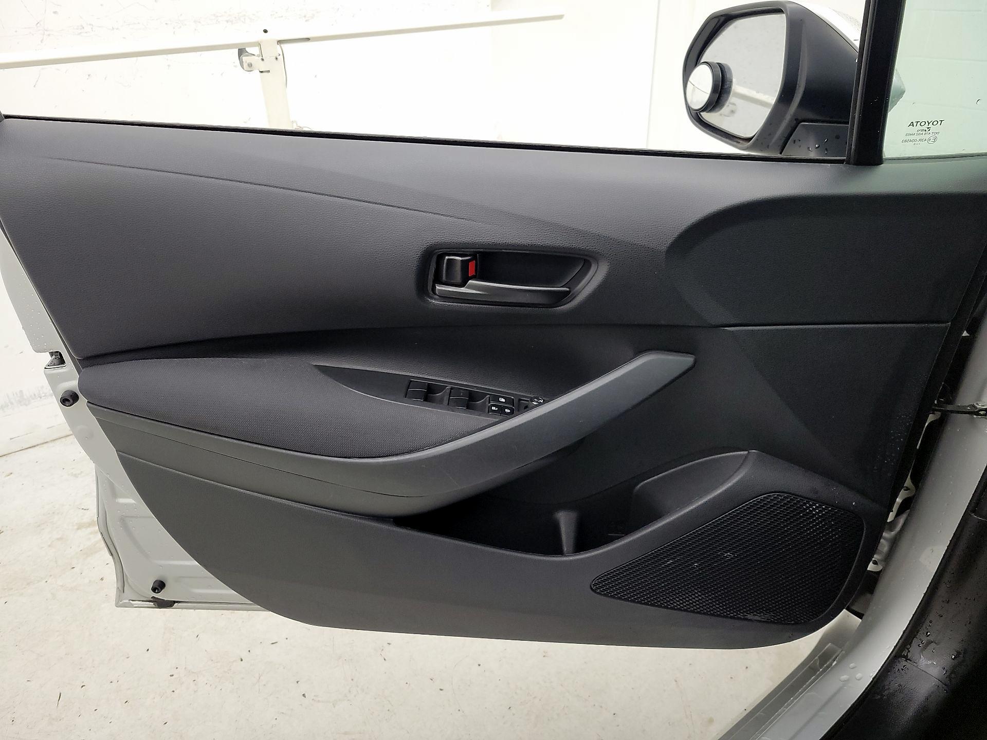 Thumbnail: 2023 Toyota Corolla - 12