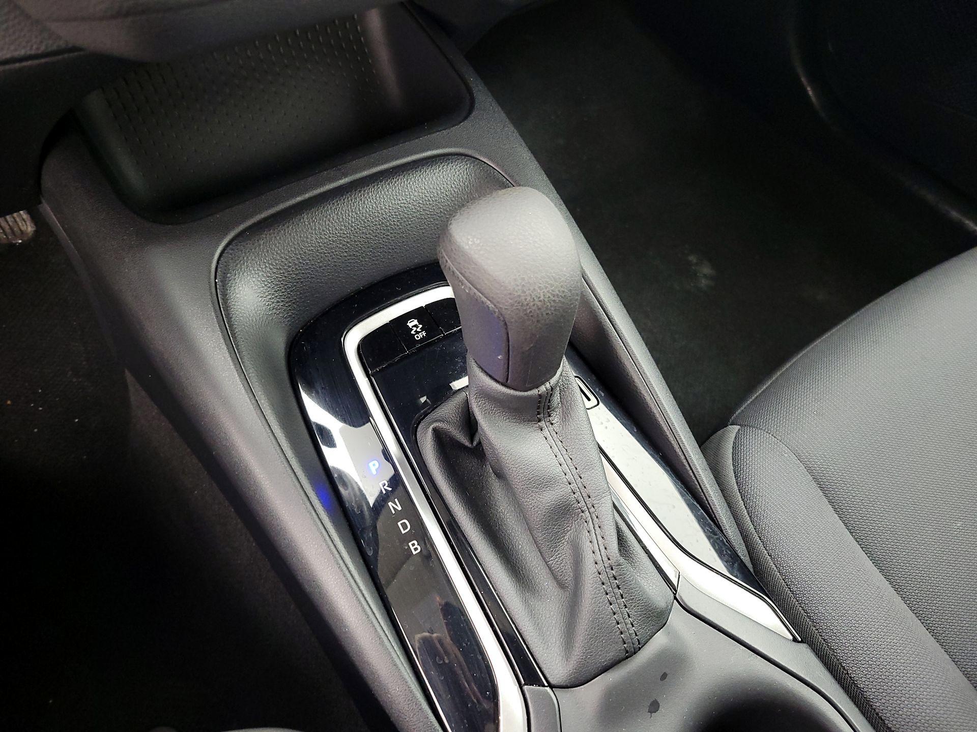 Thumbnail: 2023 Toyota Corolla - 18