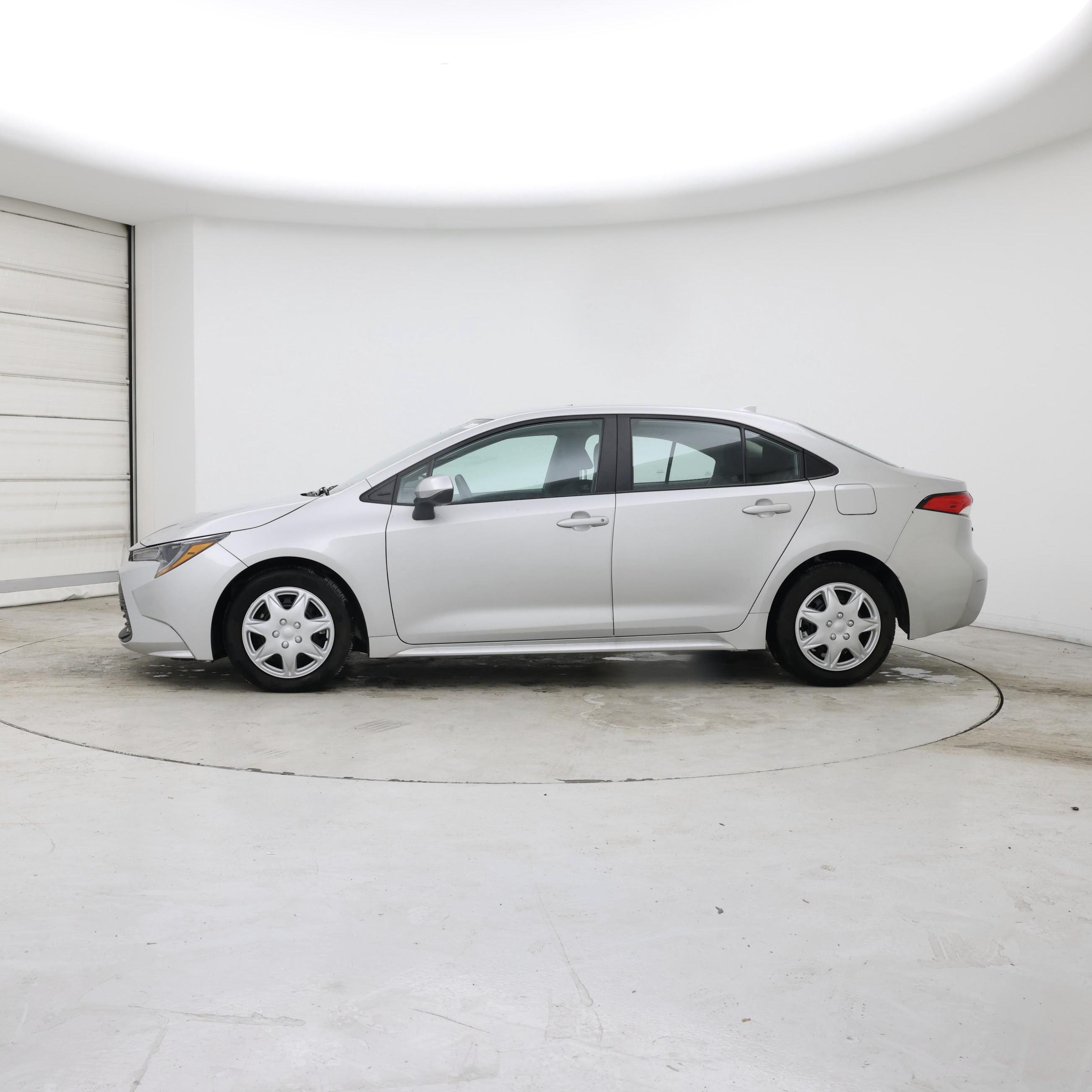 Thumbnail: 2023 Toyota Corolla - 3