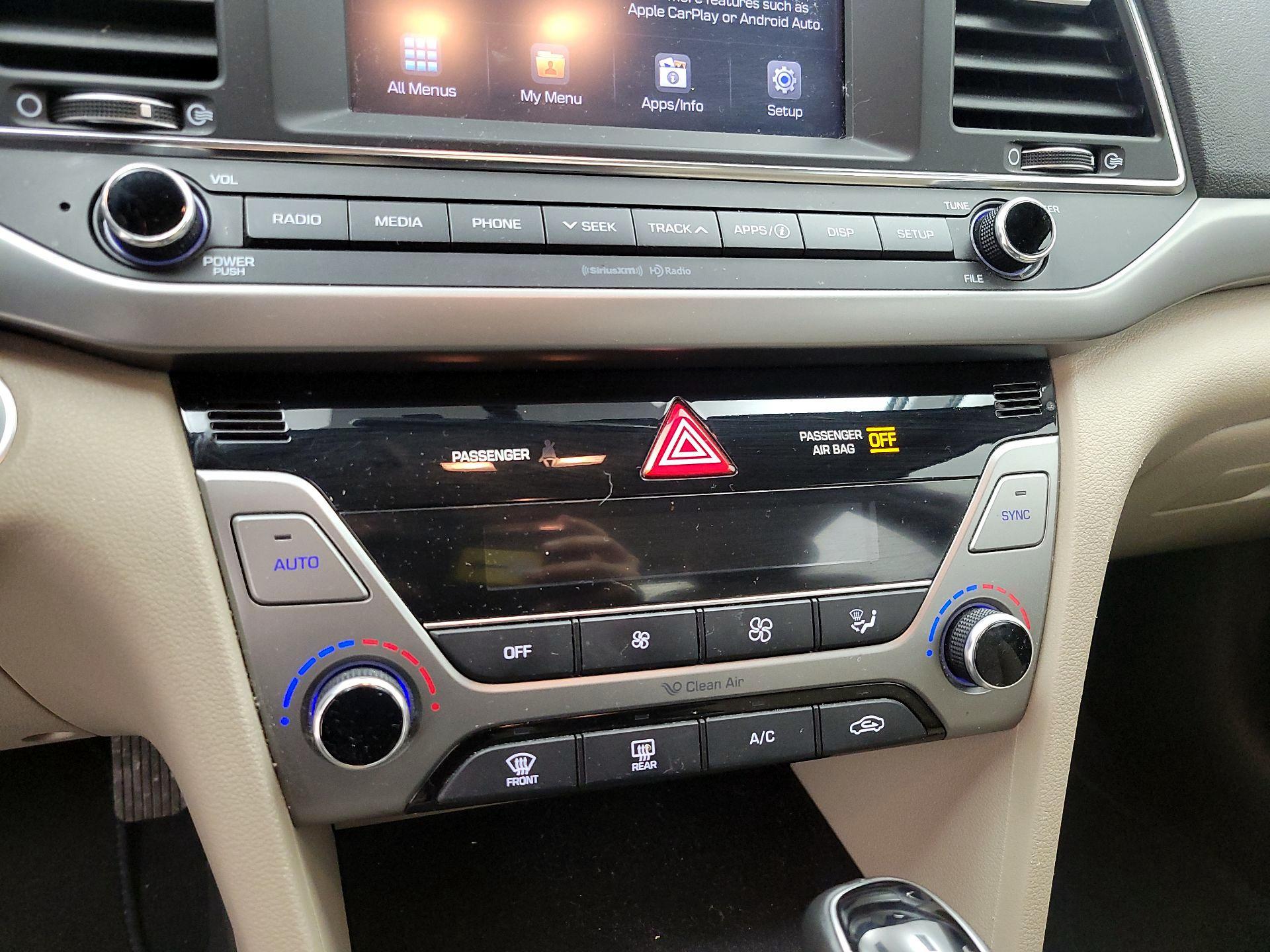 Thumbnail: 2017 Hyundai Elantra - 16