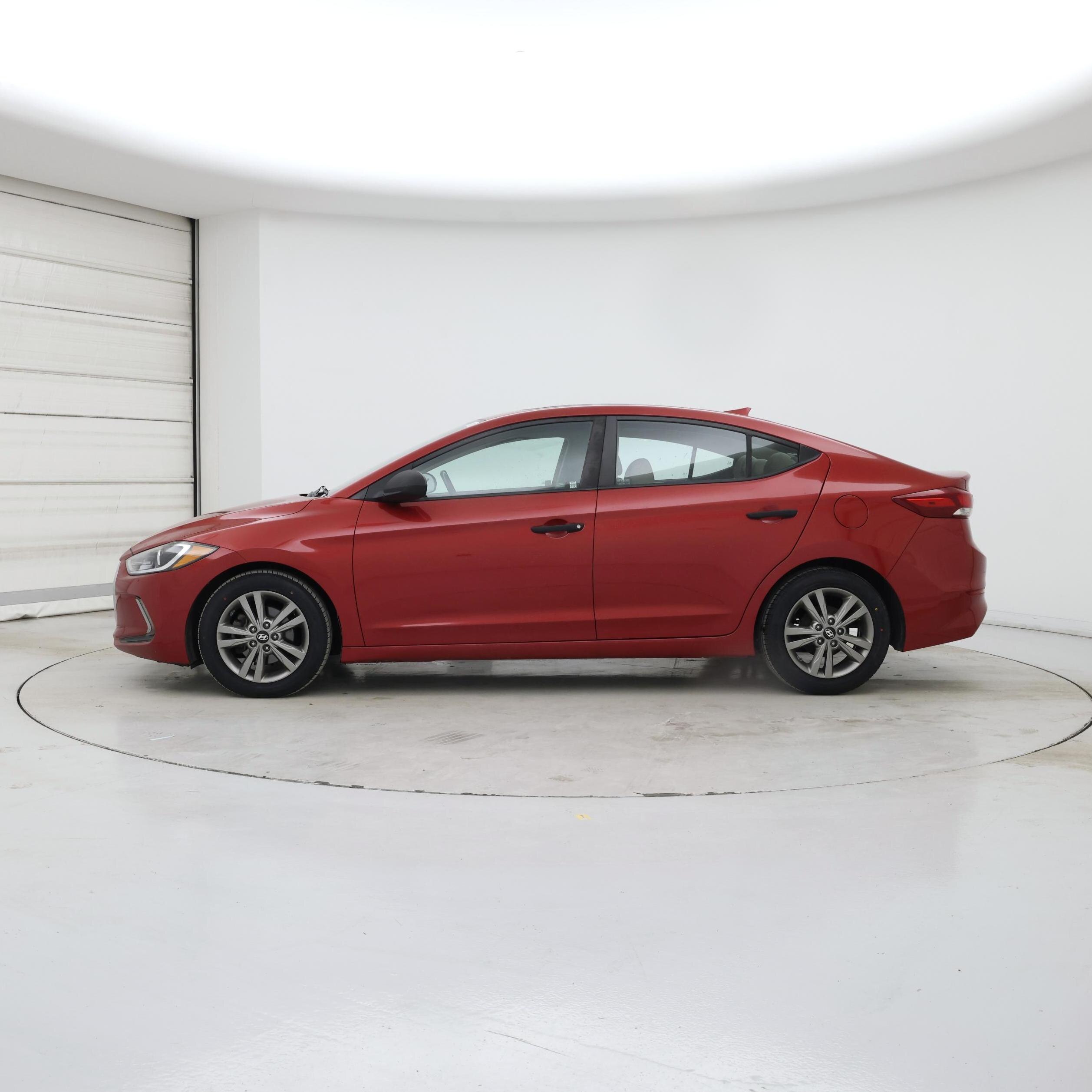 Thumbnail: 2017 Hyundai Elantra - 3