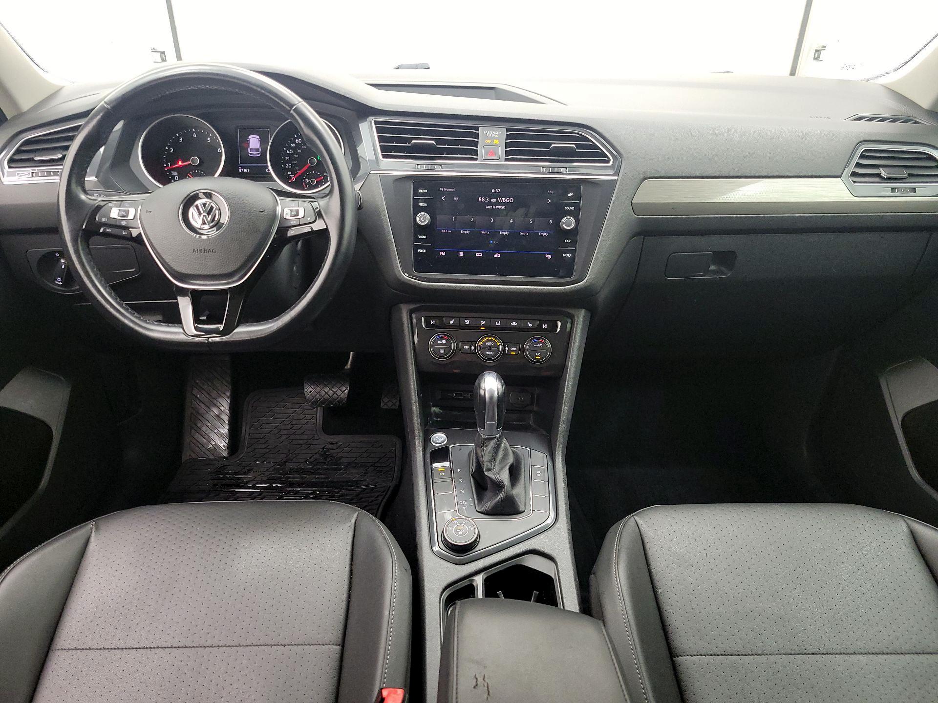 Thumbnail: 2019 Volkswagen Tiguan - 9