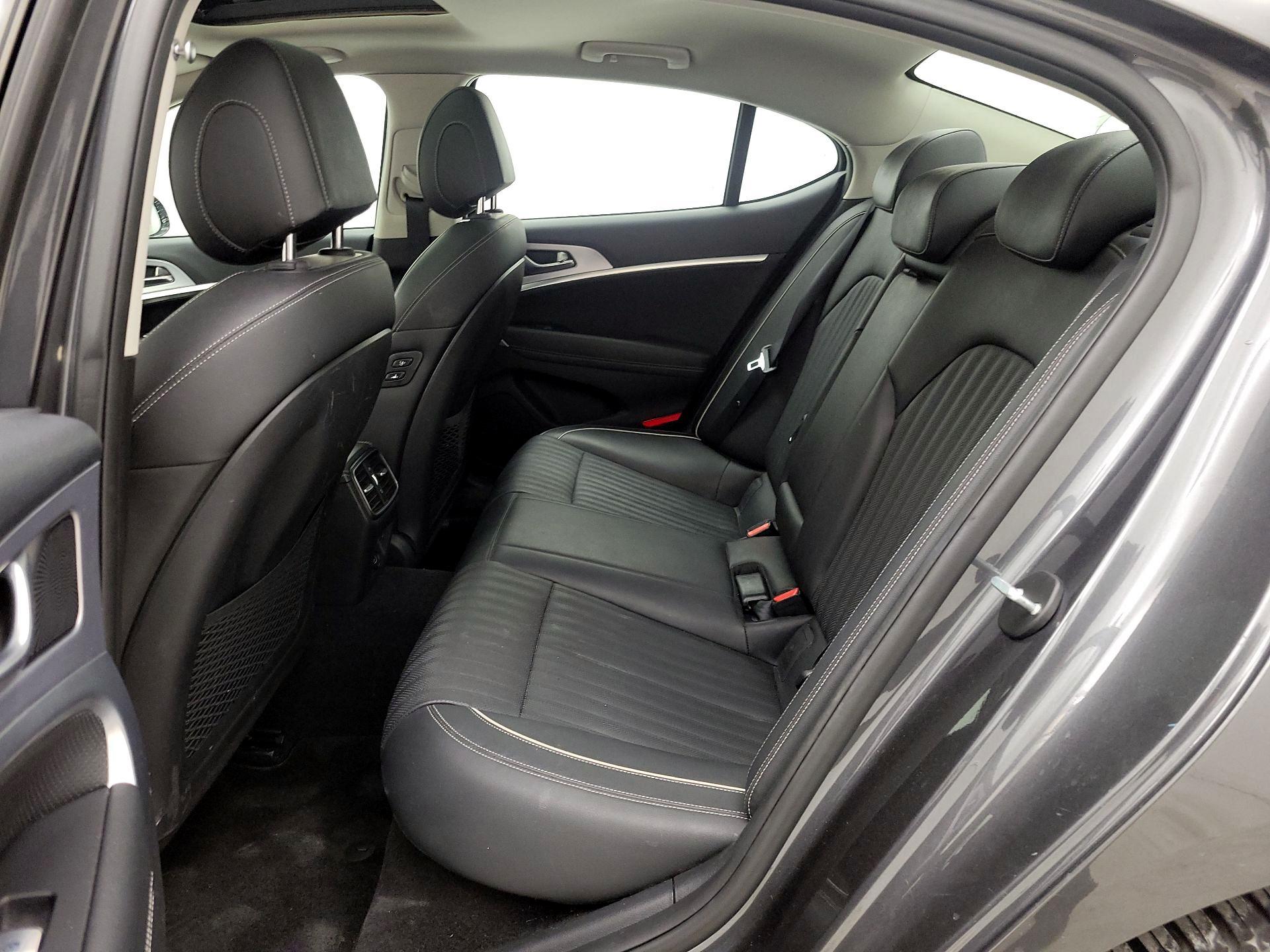 Thumbnail: 2020 Genesis G70 - 20