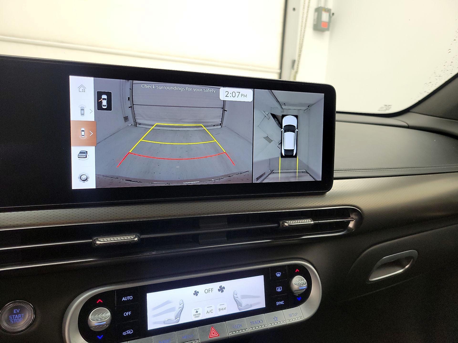 Thumbnail: 2023 Genesis GV60 - 14