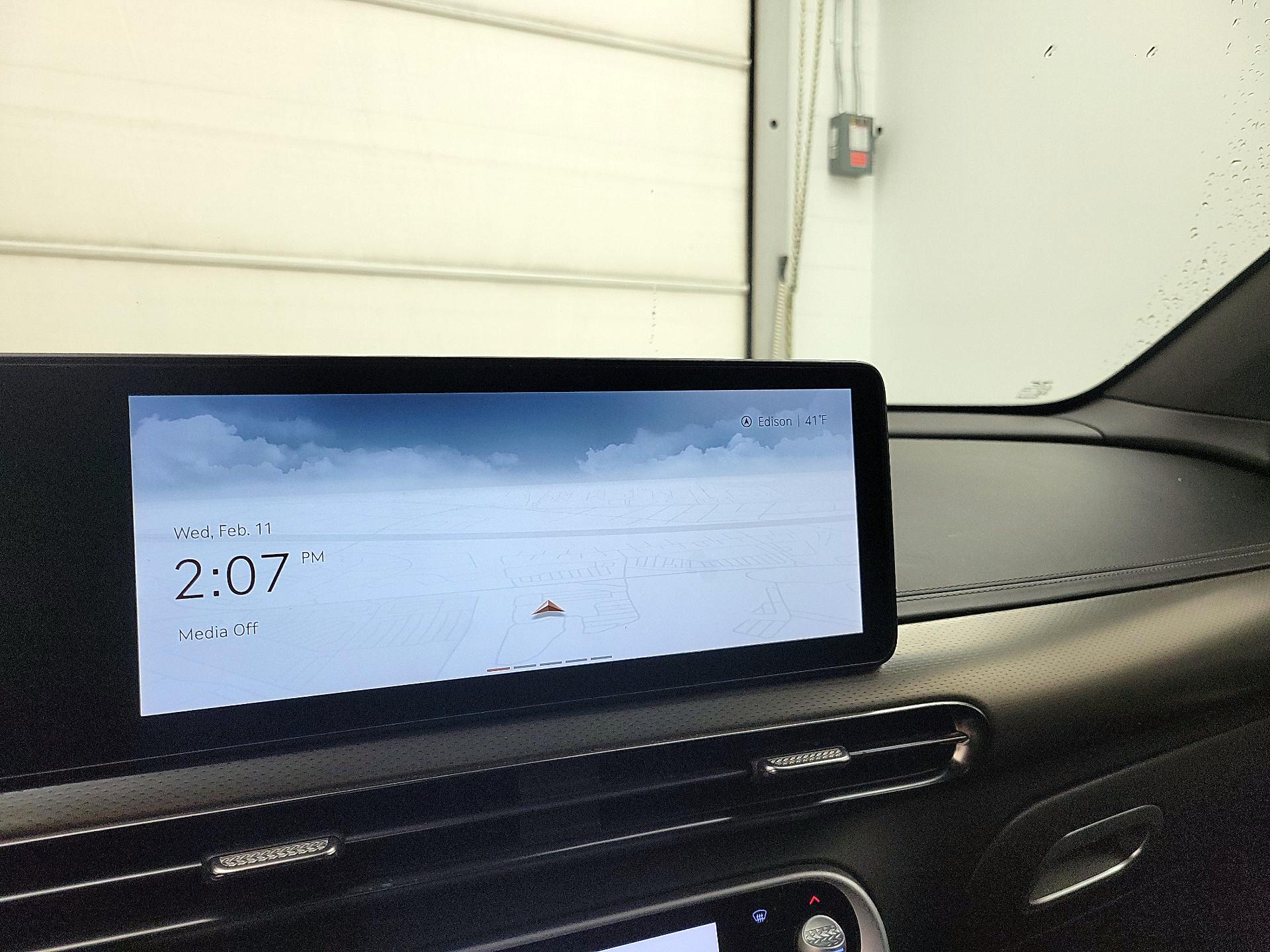 Thumbnail: 2023 Genesis GV60 - 15