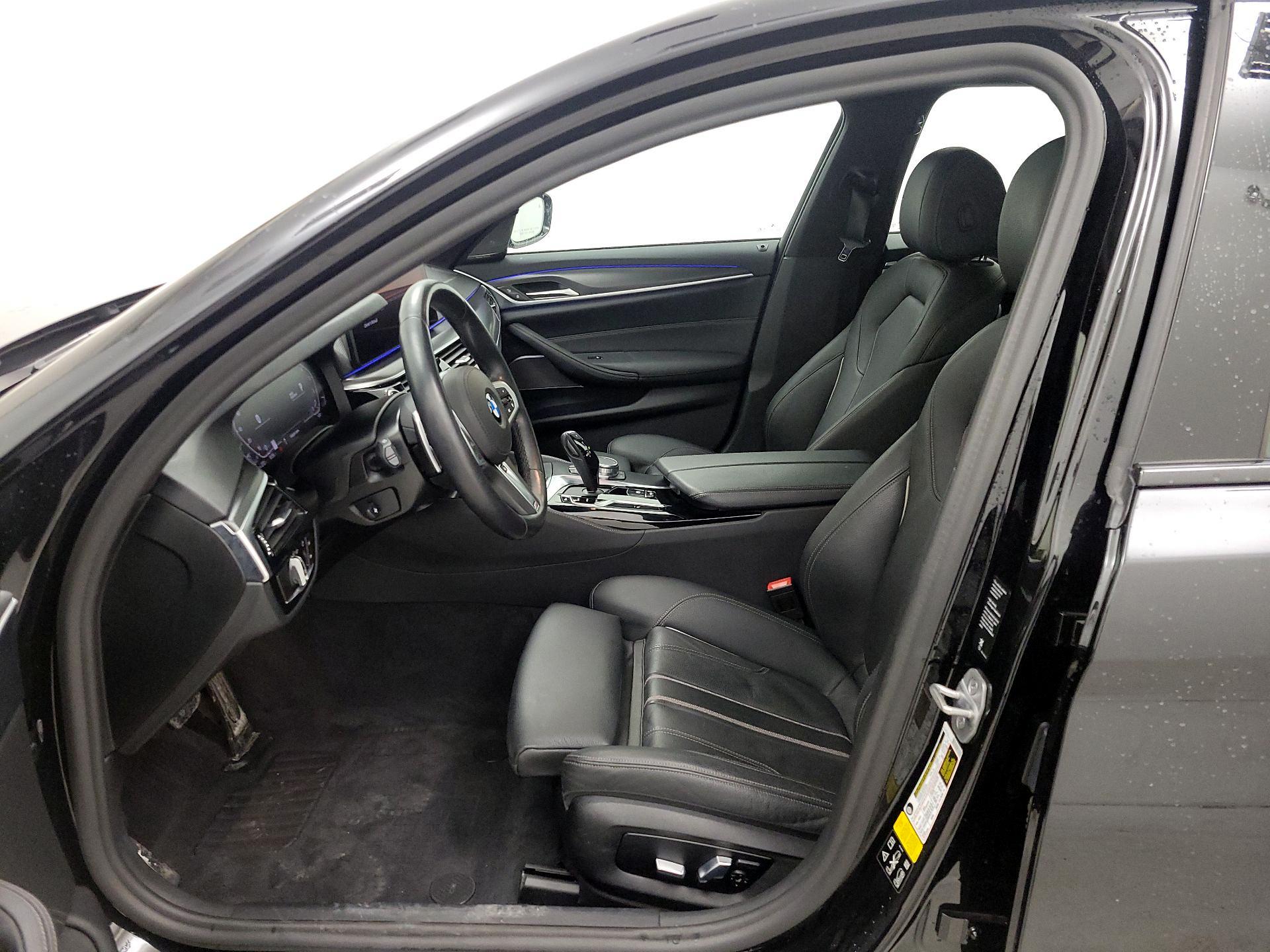 Thumbnail: 2021 BMW 5 Series - 11