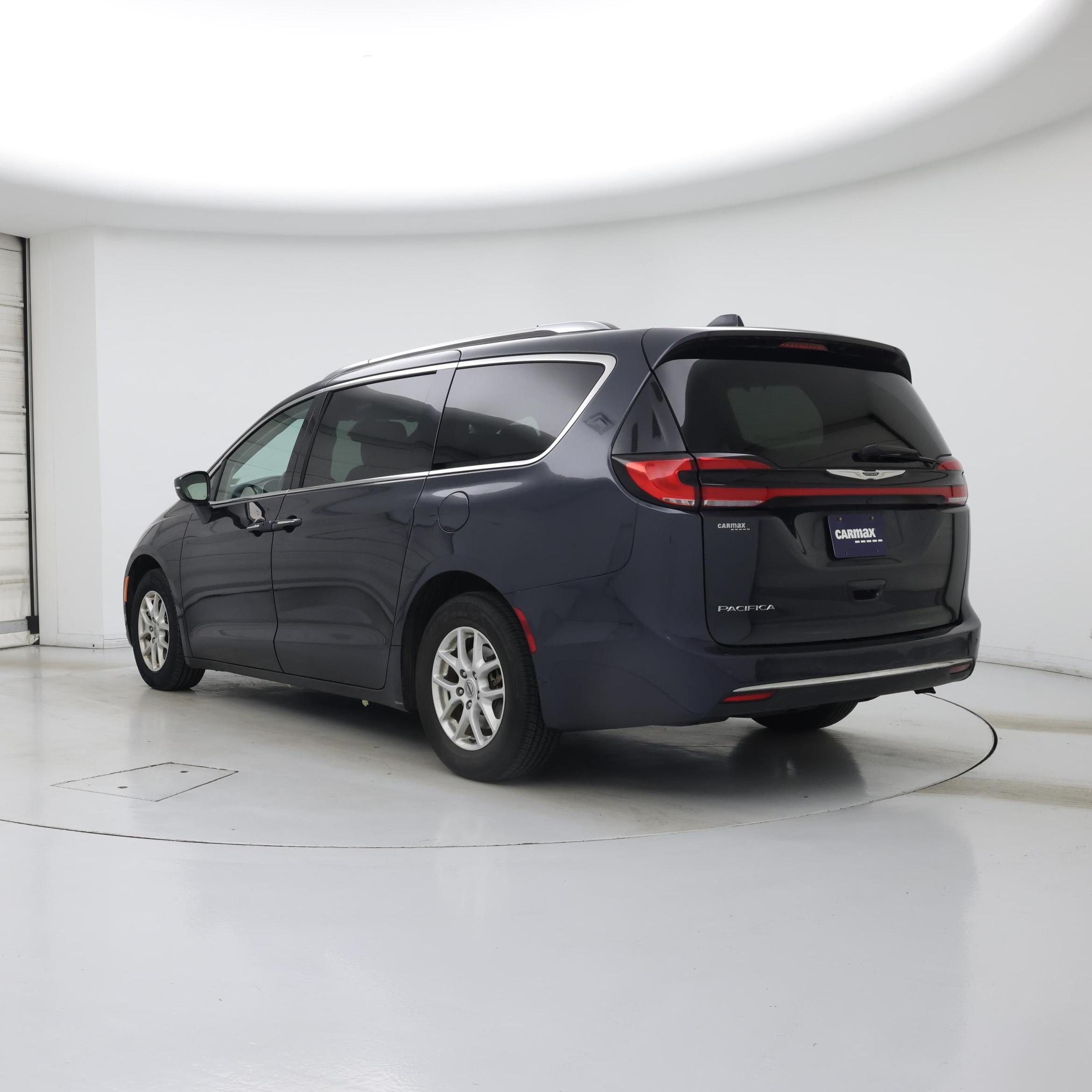 Thumbnail: 2021 Chrysler Pacifica - 2