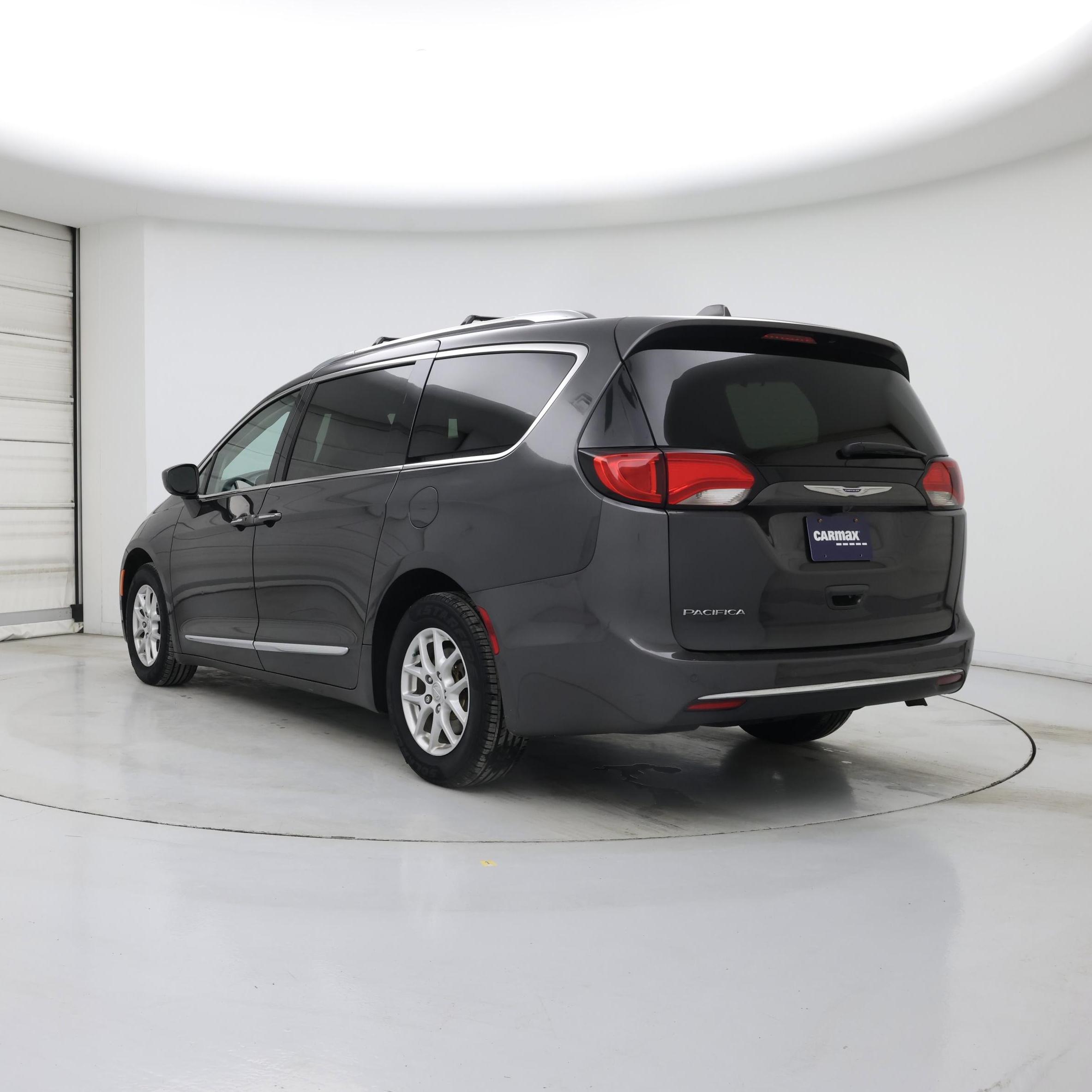 Thumbnail: 2020 Chrysler Pacifica - 2