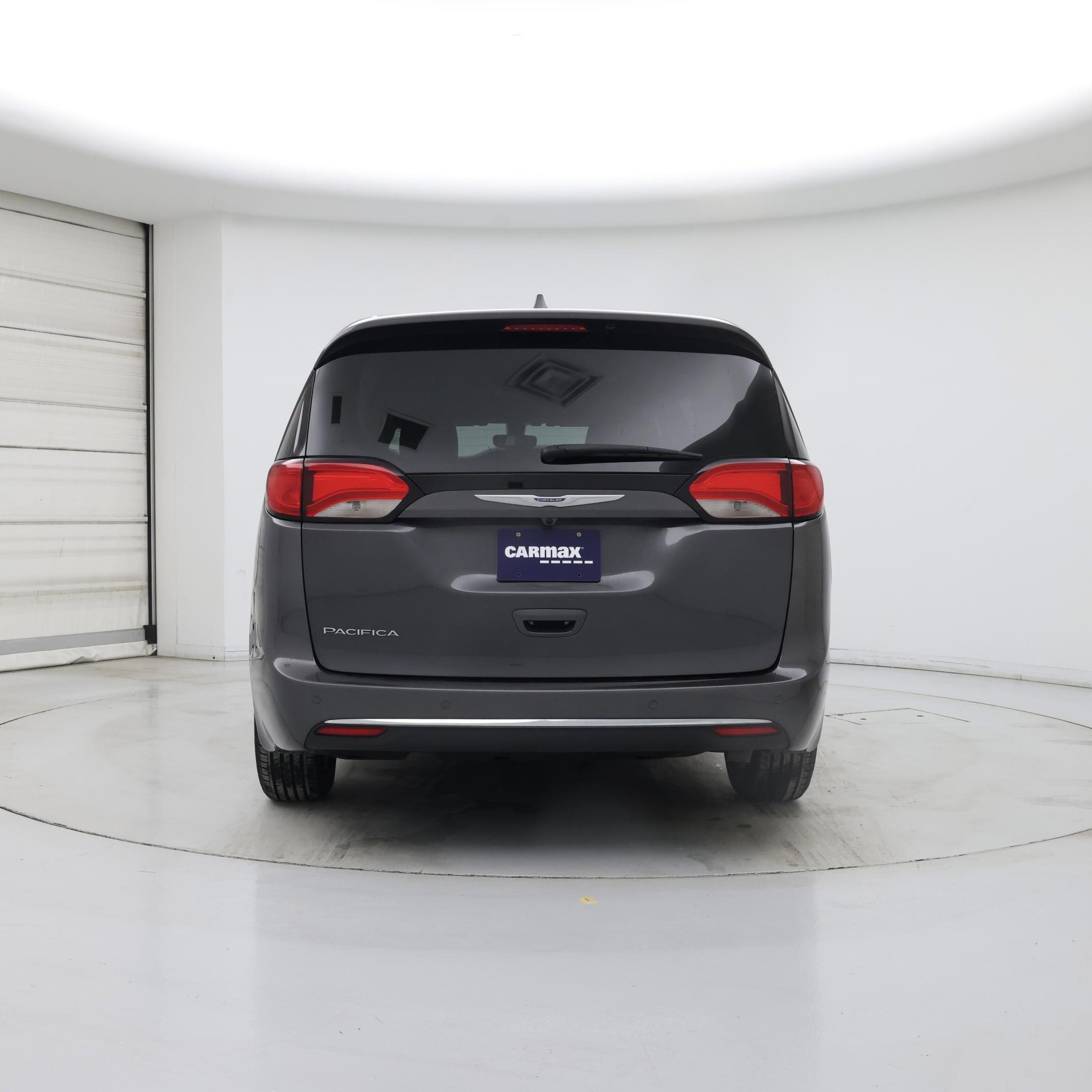 Thumbnail: 2020 Chrysler Pacifica - 6