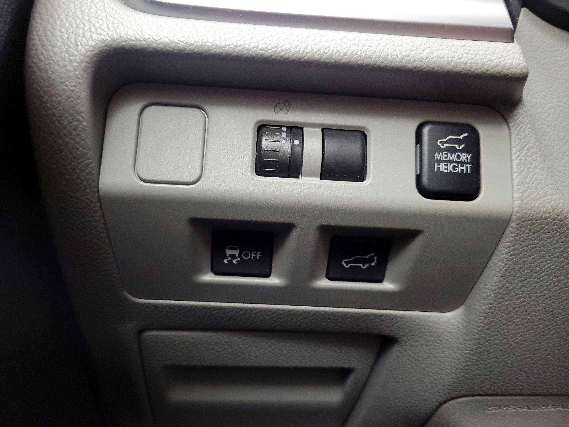 Thumbnail: 2014 Subaru Forester - 13