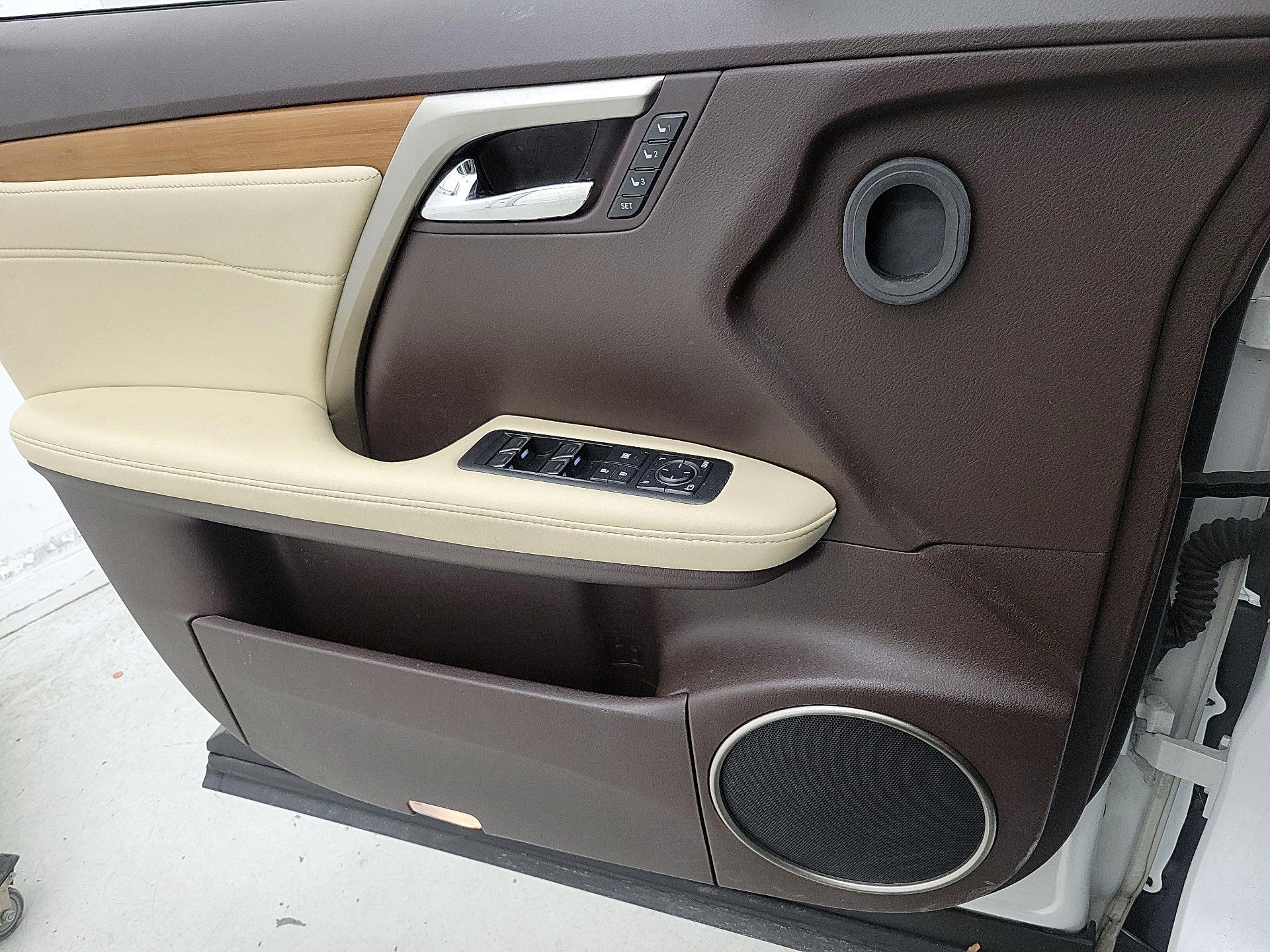 Thumbnail: 2017 Lexus RX - 12