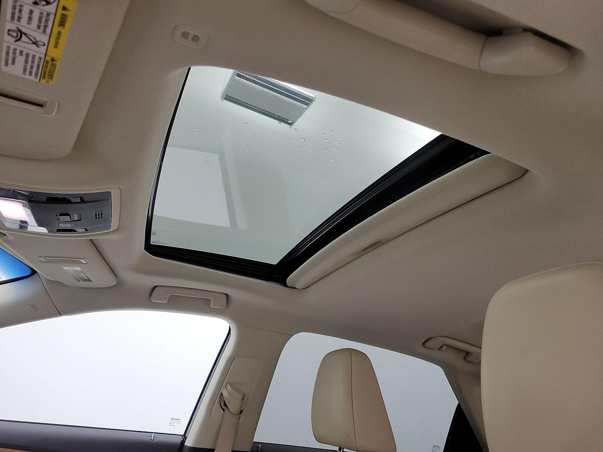 Thumbnail: 2017 Lexus RX - 19