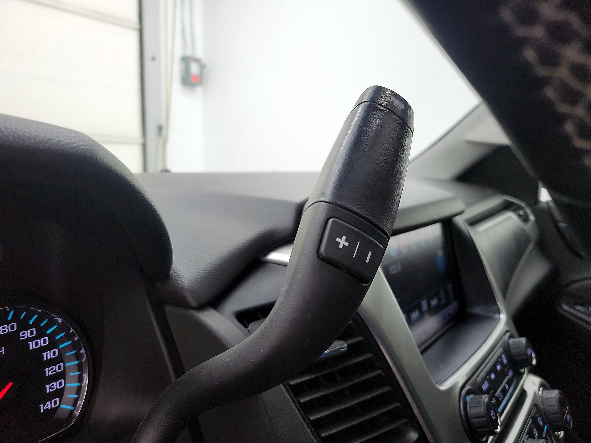 Thumbnail: 2019 Chevrolet Tahoe - 17