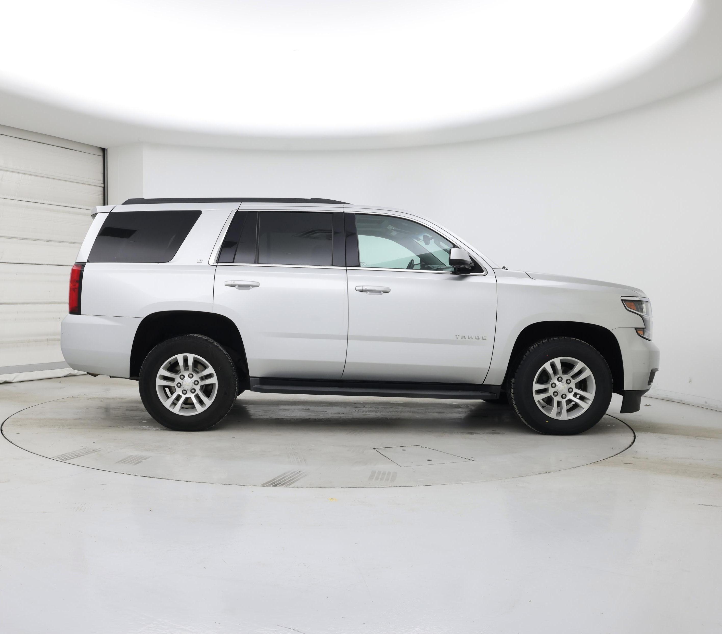 Thumbnail: 2019 Chevrolet Tahoe - 7