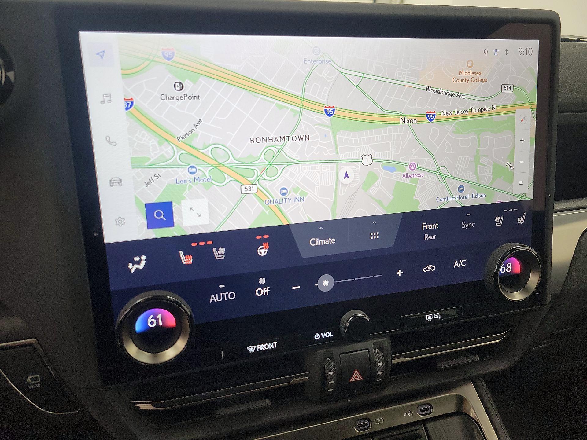 Thumbnail: 2025 Lexus GX - 14