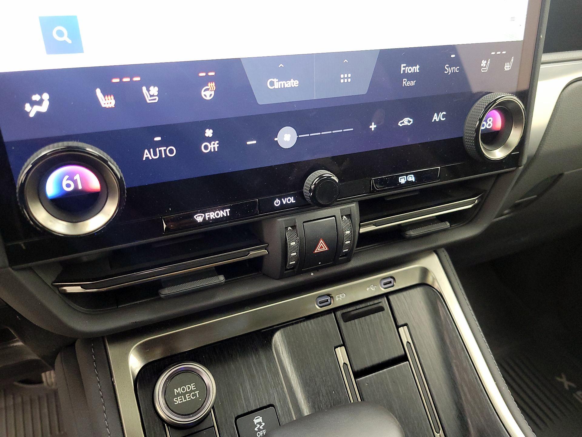 Thumbnail: 2025 Lexus GX - 17