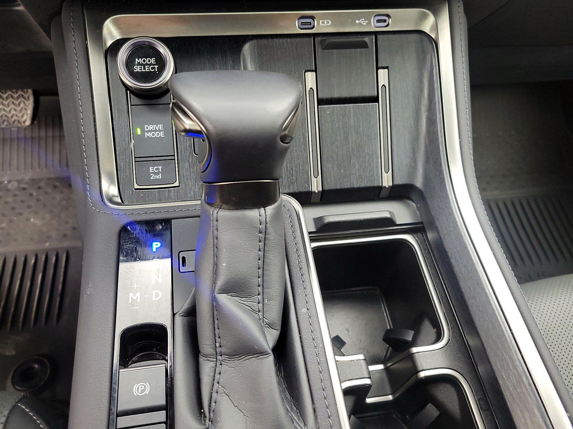 Thumbnail: 2025 Lexus GX - 18