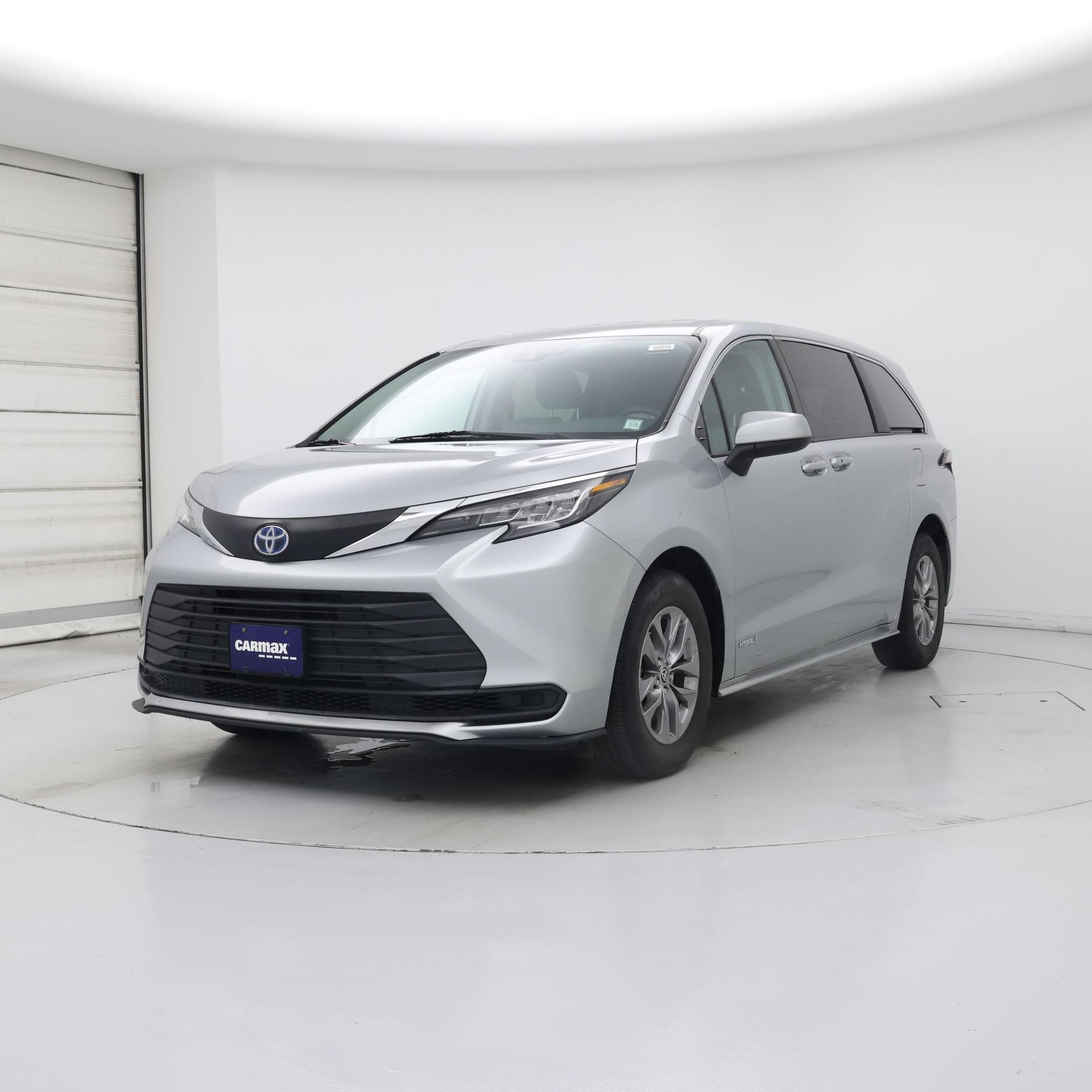 Thumbnail: 2021 Toyota Sienna - 4