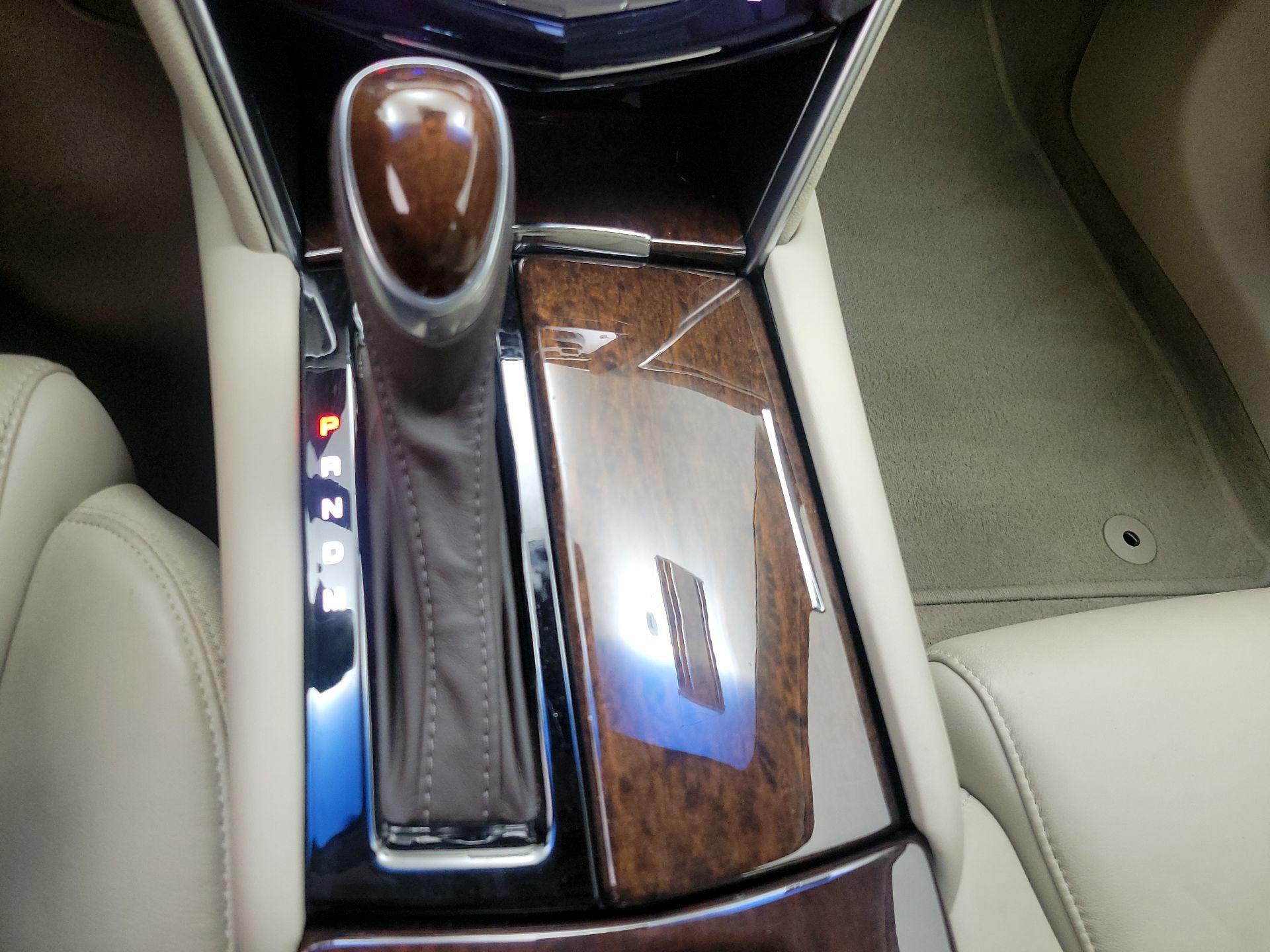 Thumbnail: 2017 Cadillac XTS - 18