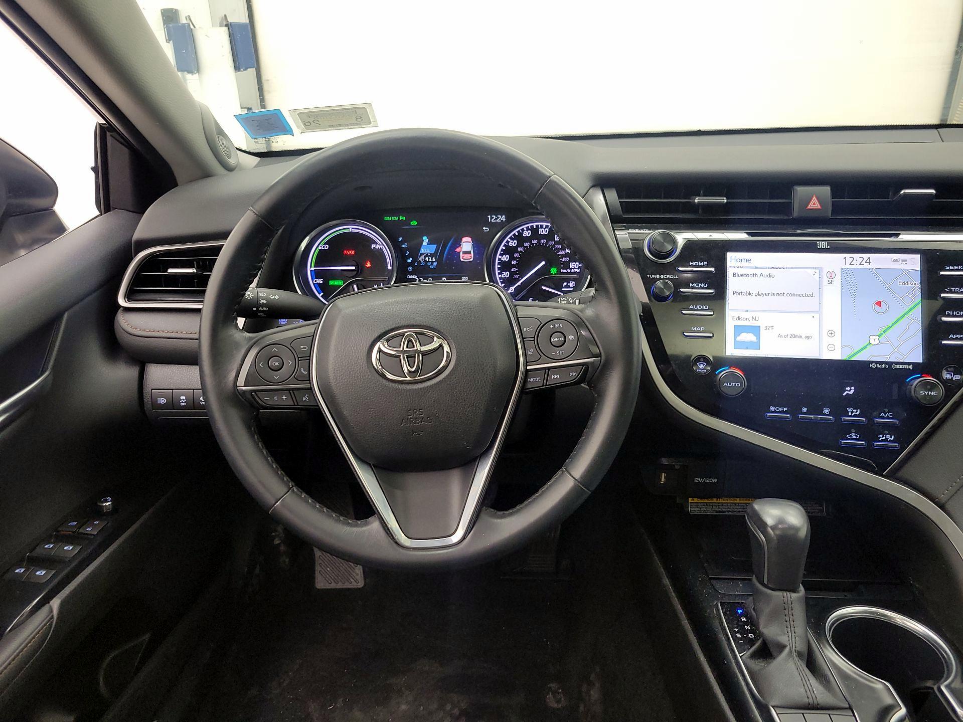 Thumbnail: 2020 Toyota Camry - 10