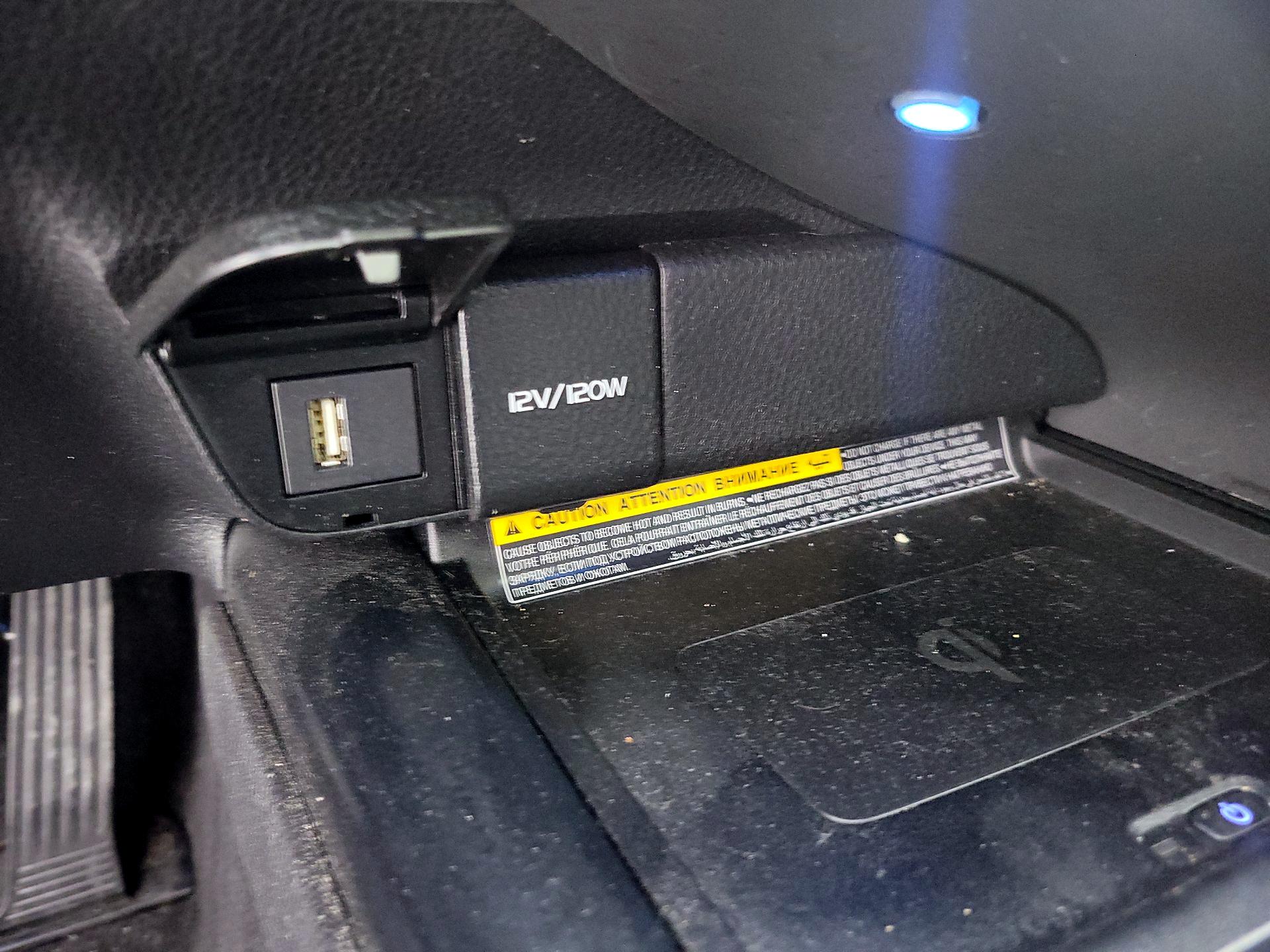 Thumbnail: 2020 Toyota Camry - 18