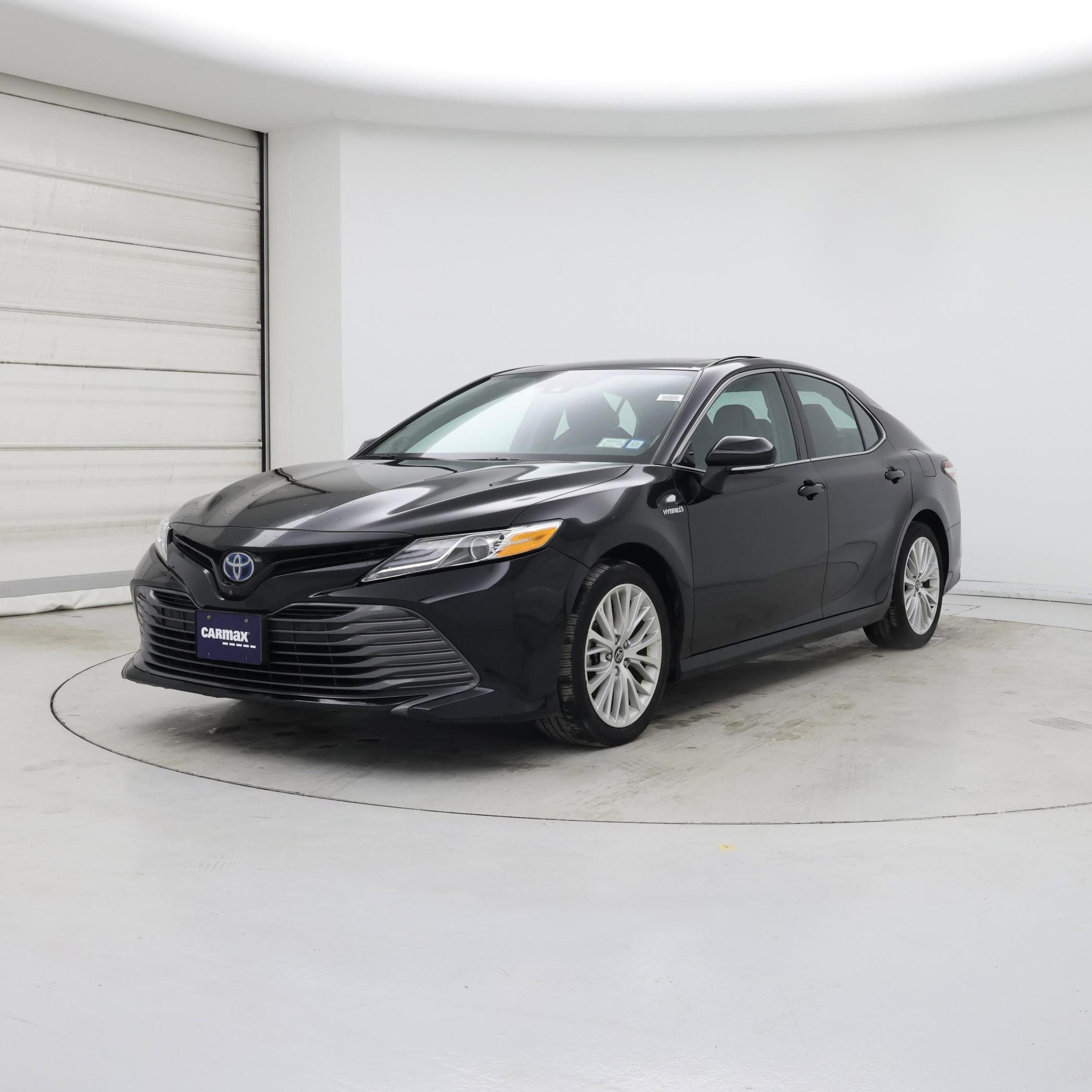 Thumbnail: 2020 Toyota Camry - 4