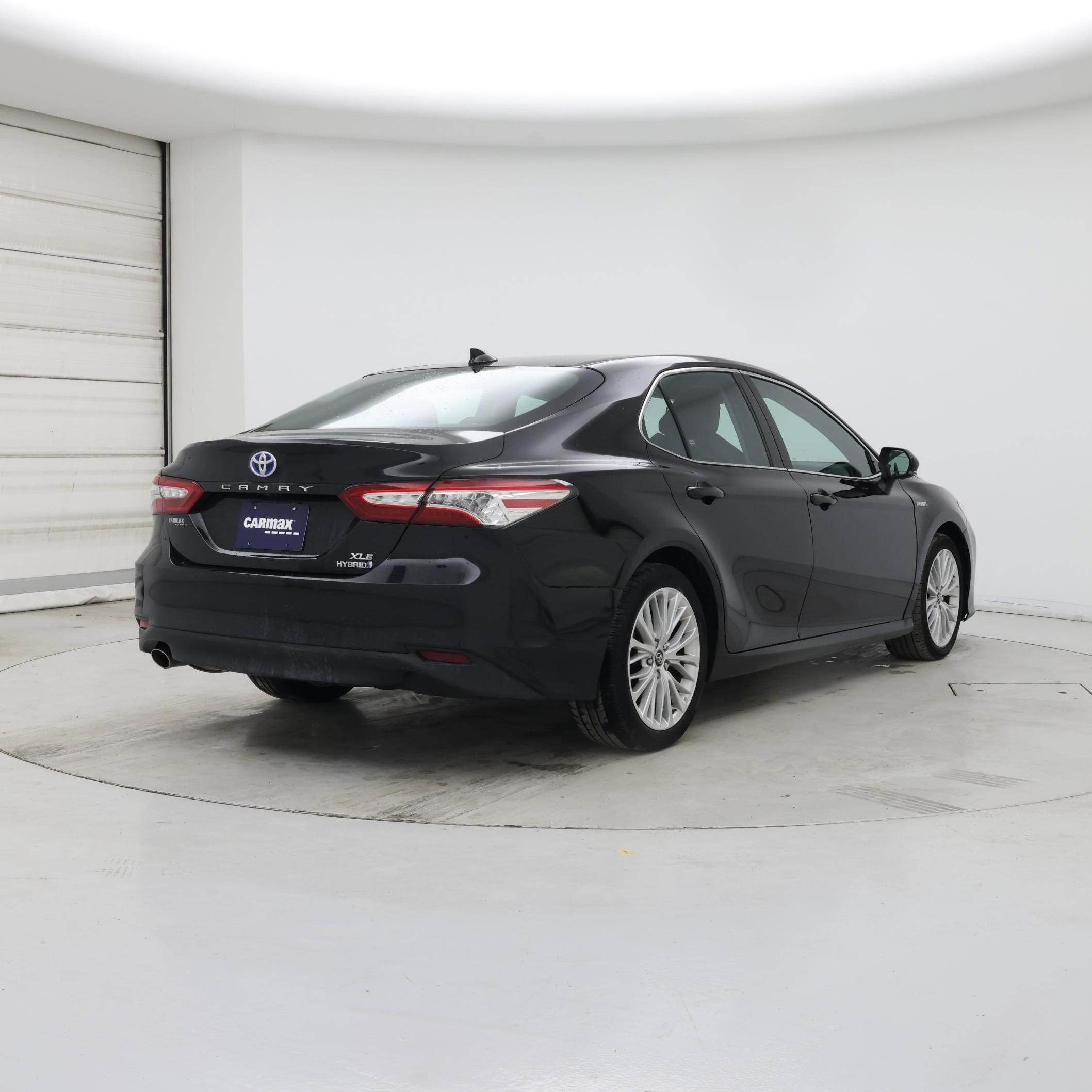 Thumbnail: 2020 Toyota Camry - 8