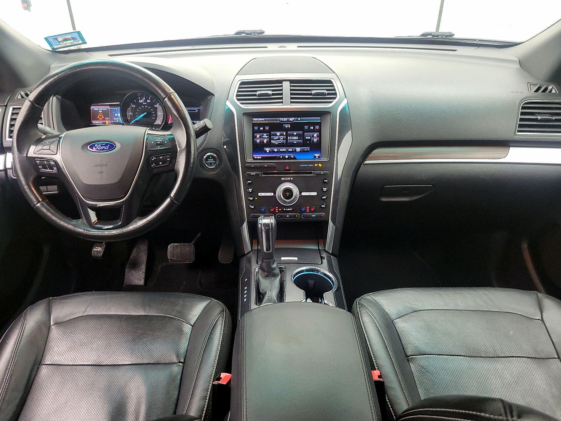 Thumbnail: 2016 Ford Explorer - 9