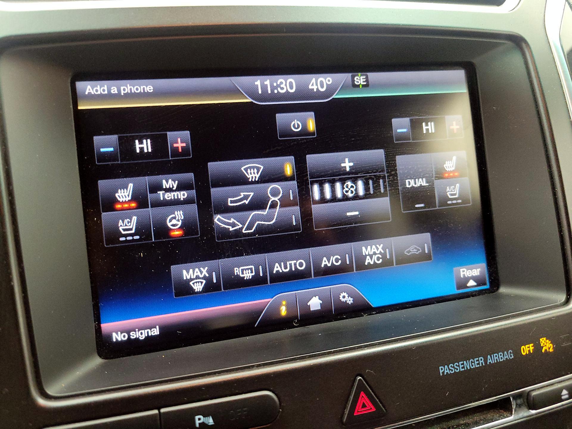 Thumbnail: 2016 Ford Explorer - 14