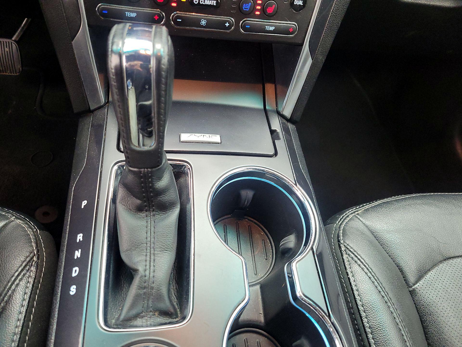 Thumbnail: 2016 Ford Explorer - 18