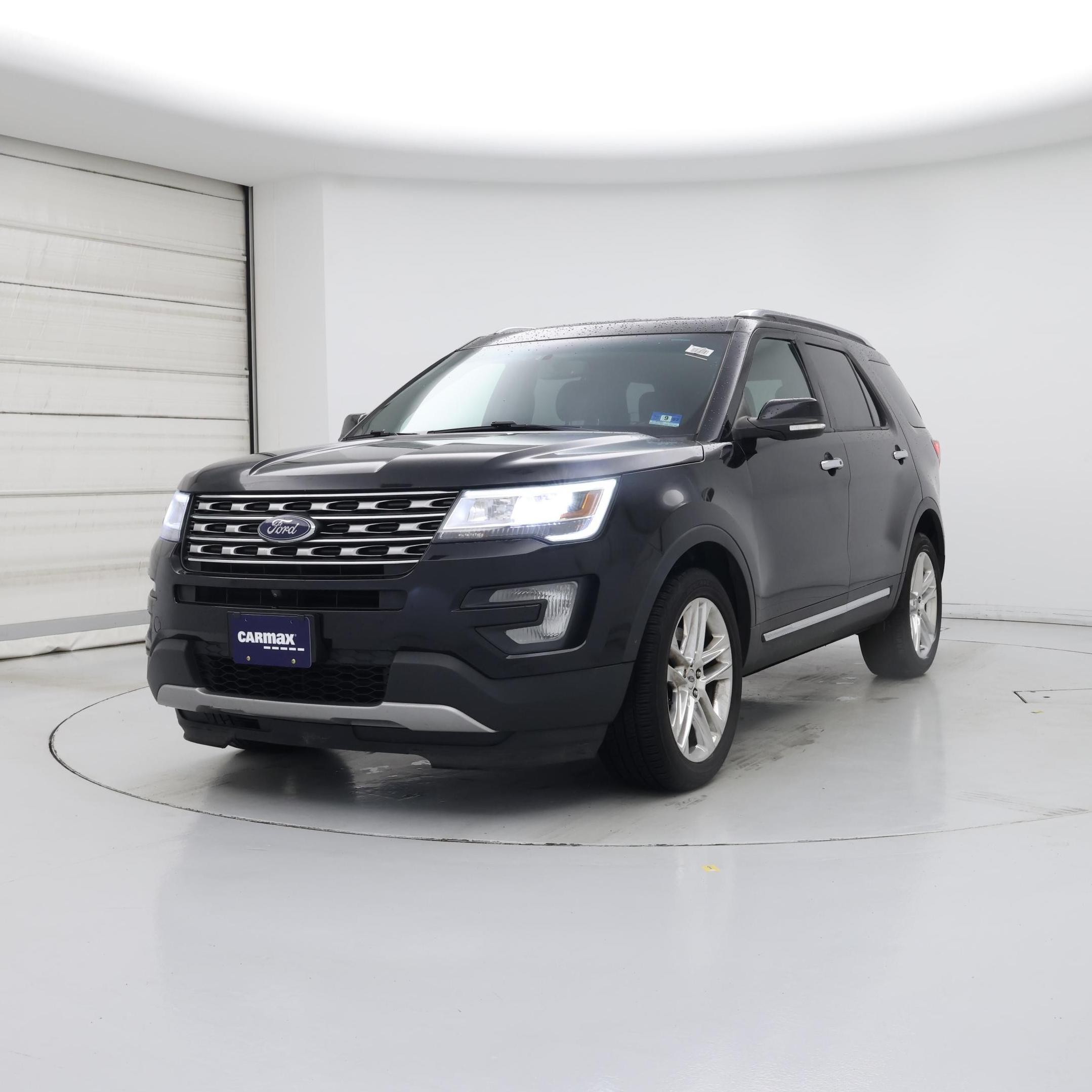 Thumbnail: 2016 Ford Explorer - 4