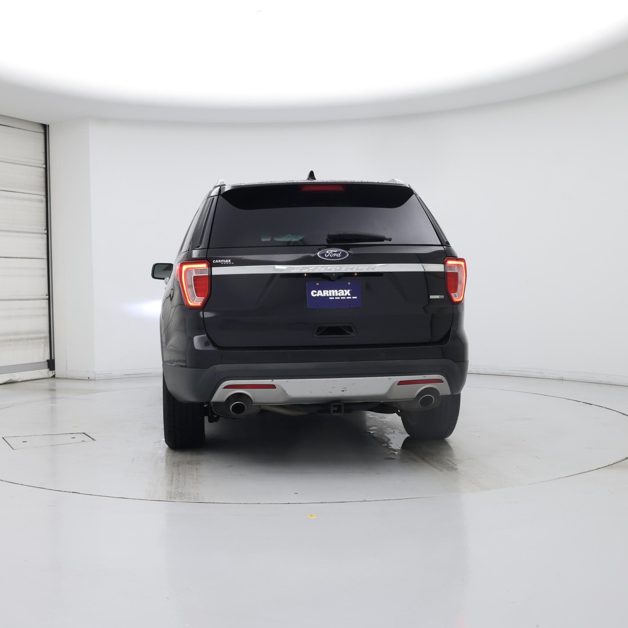 Thumbnail: 2016 Ford Explorer - 6