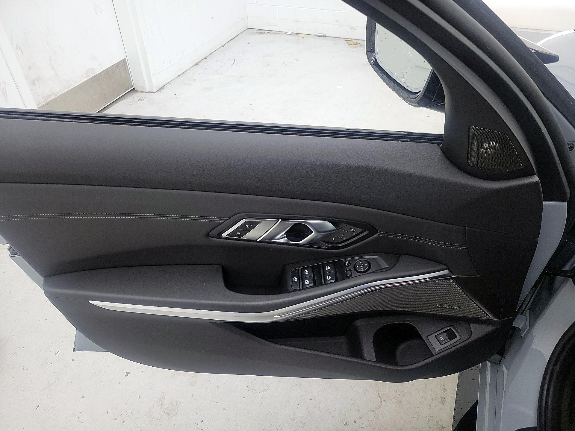 Thumbnail: 2023 BMW M3 - 12