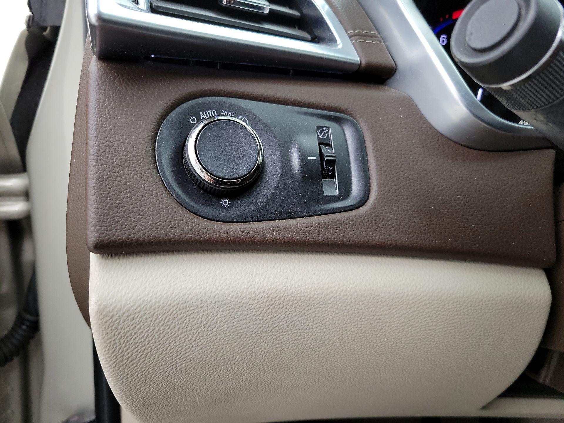 Thumbnail: 2016 Cadillac SRX - 13