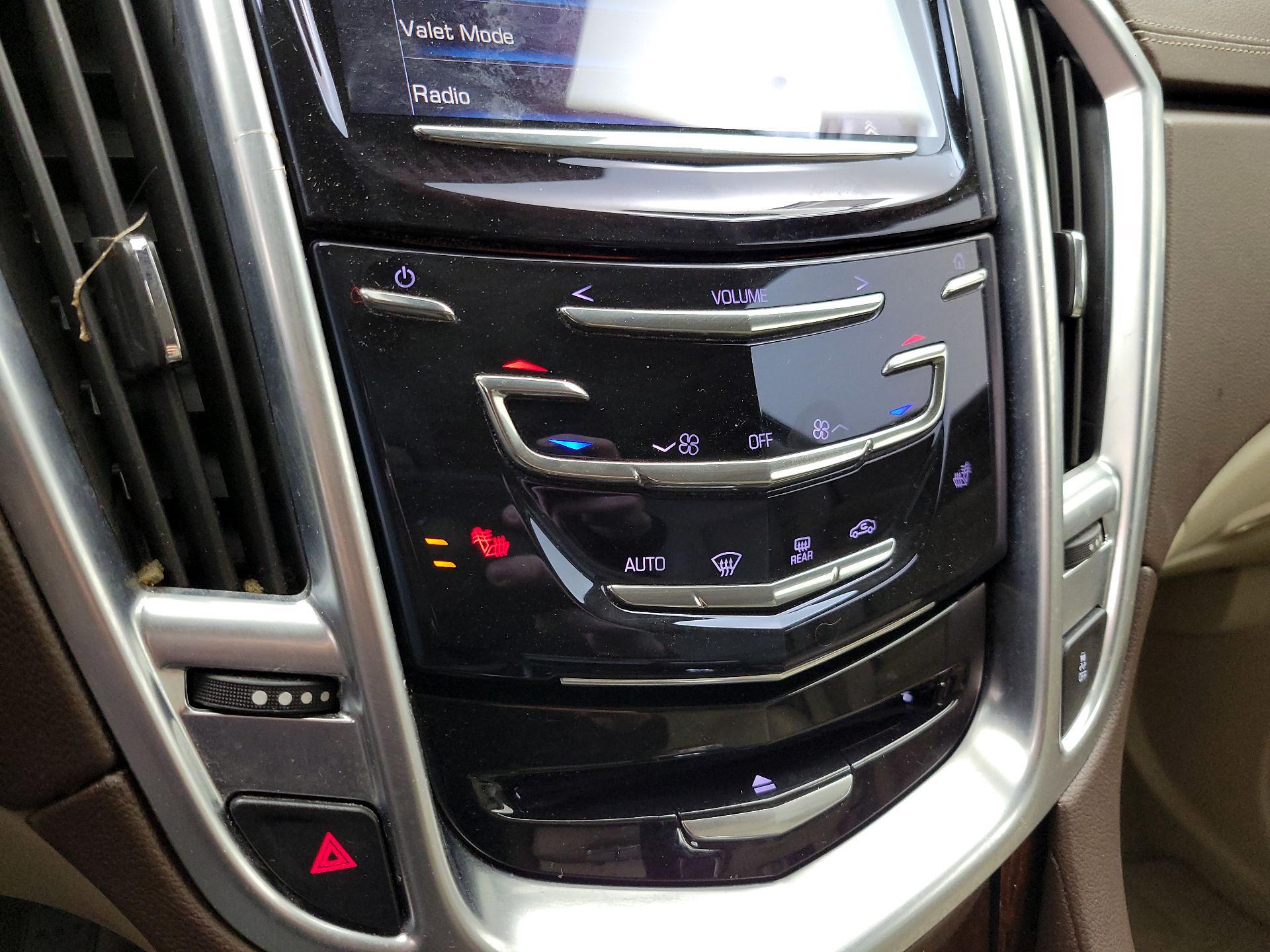 Thumbnail: 2016 Cadillac SRX - 17