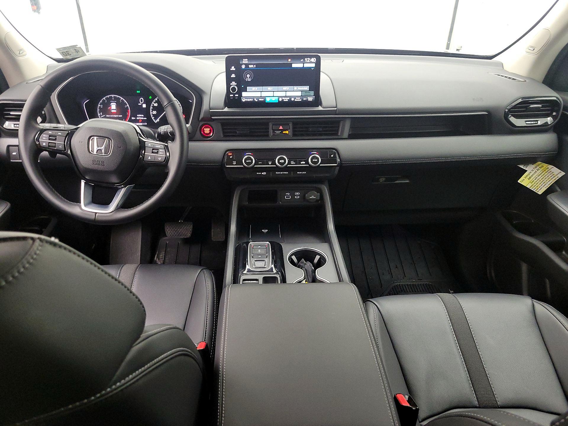 Thumbnail: 2025 Honda Pilot - 9