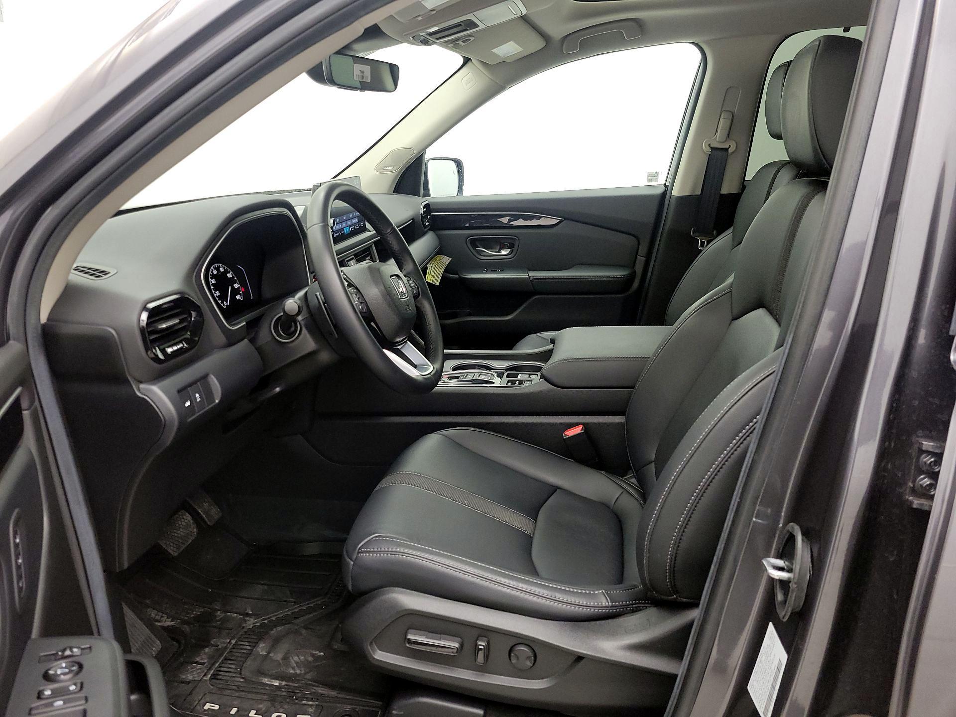 Thumbnail: 2025 Honda Pilot - 11