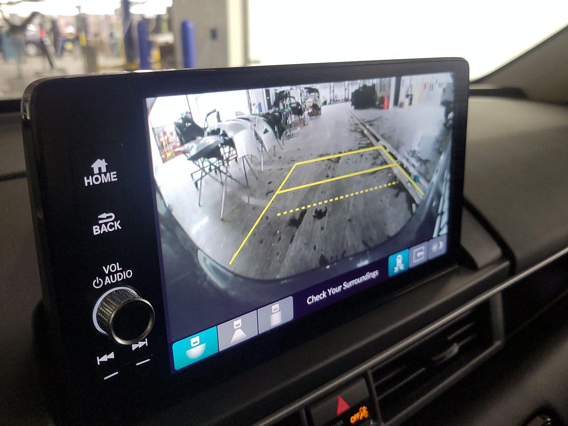 Thumbnail: 2025 Honda Pilot - 14