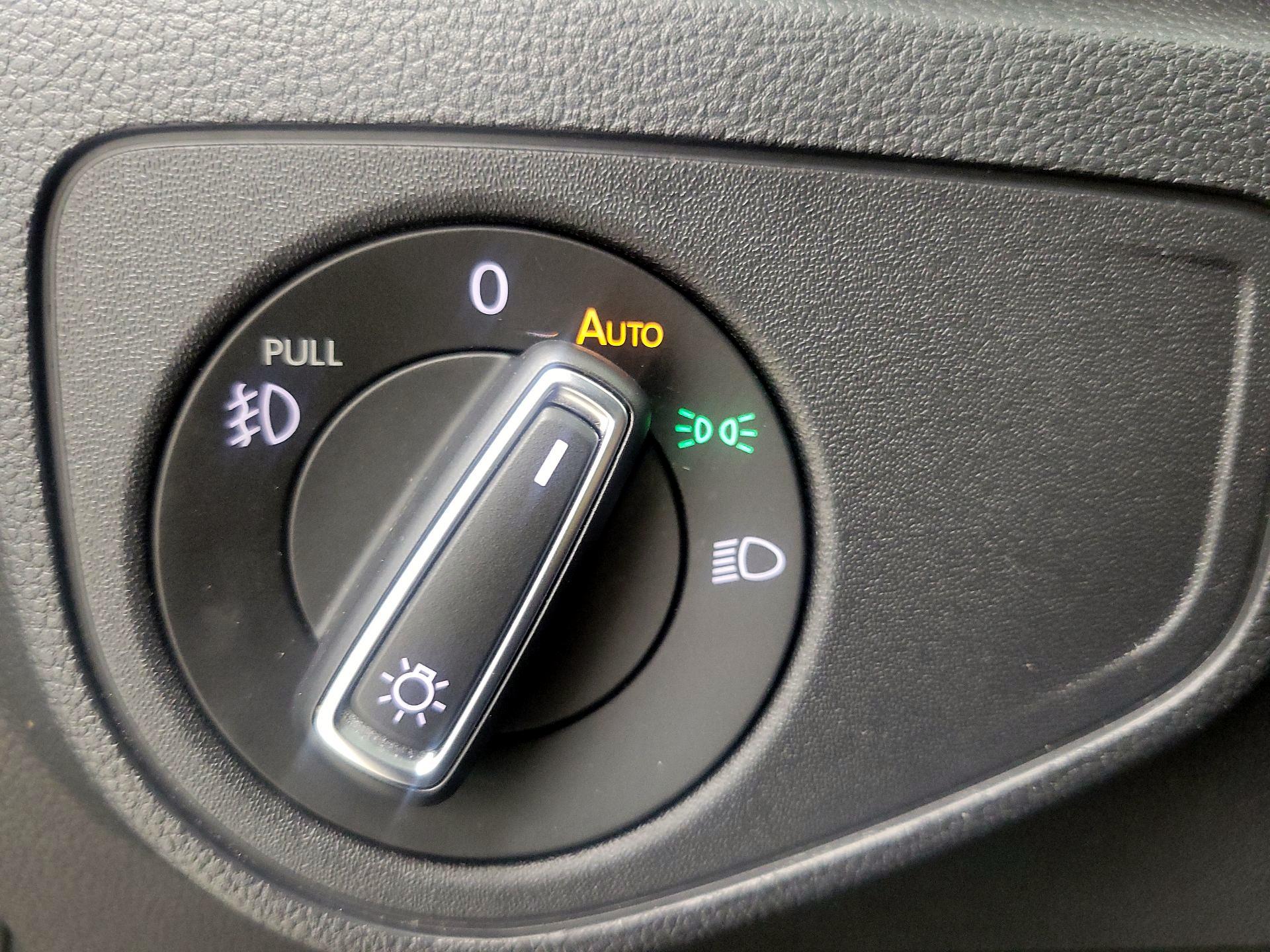 Thumbnail: 2019 Volkswagen Atlas - 13