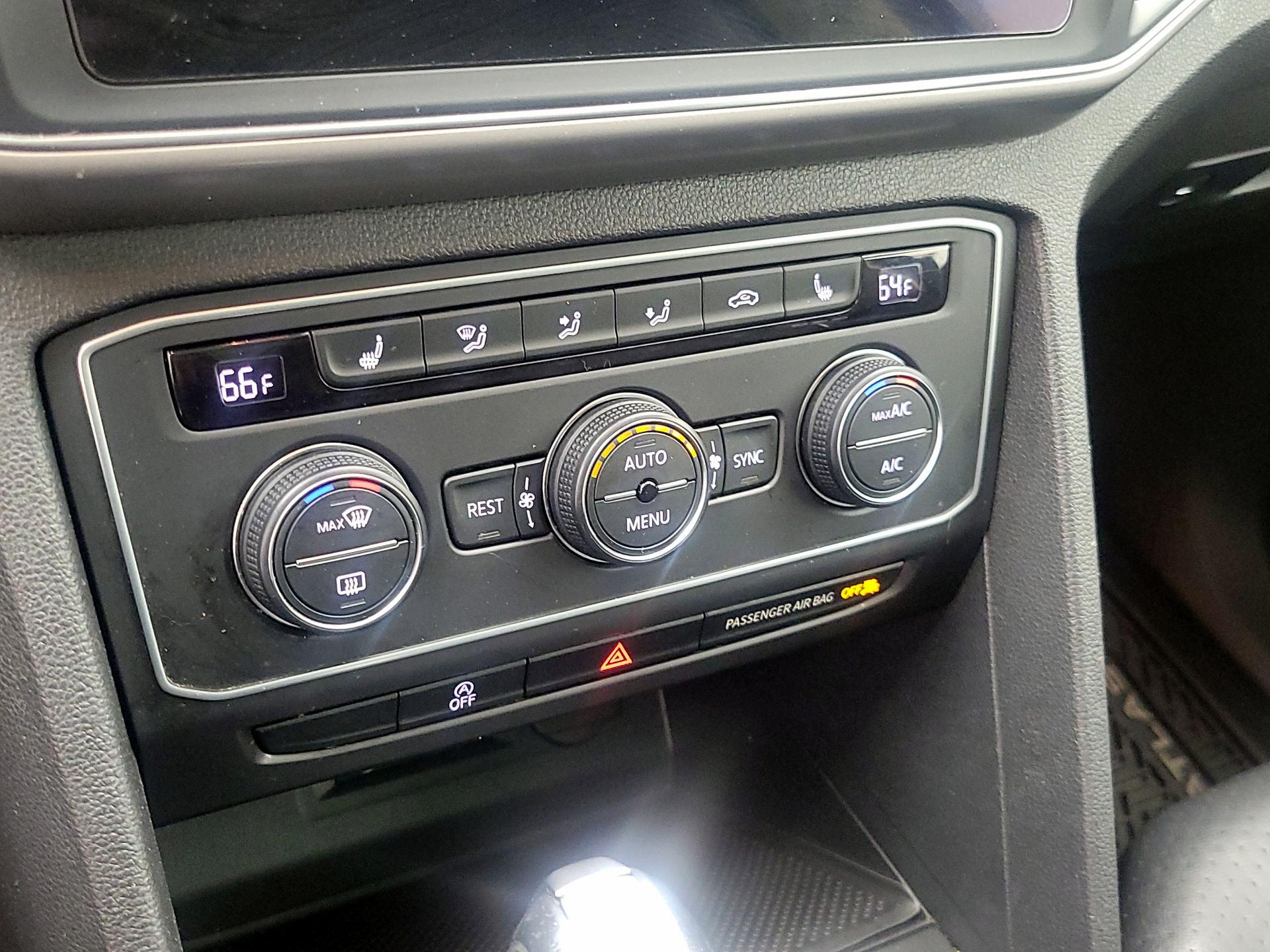 Thumbnail: 2019 Volkswagen Atlas - 16