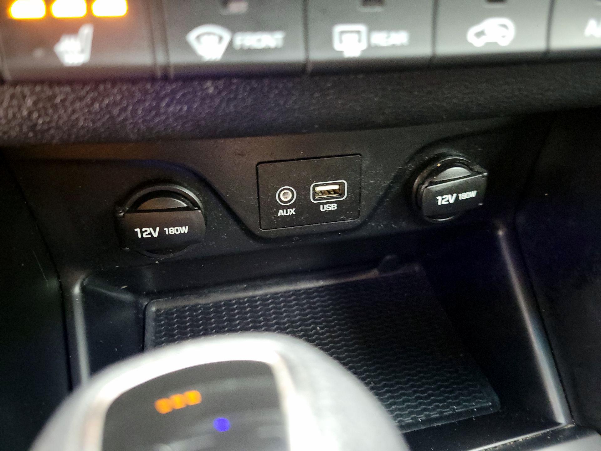 Thumbnail: 2019 Hyundai Tucson - 18