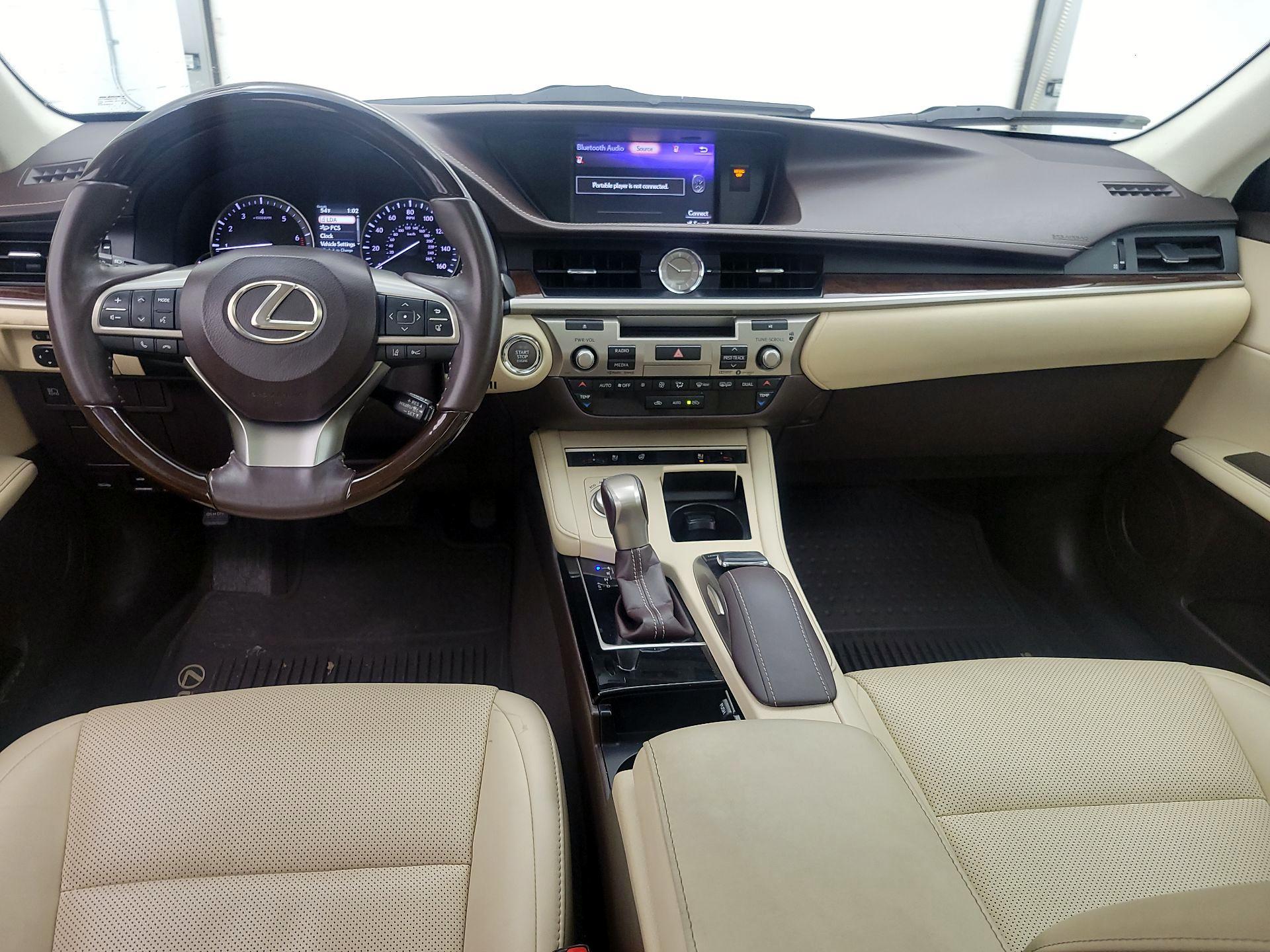 Thumbnail: 2018 Lexus ES - 9