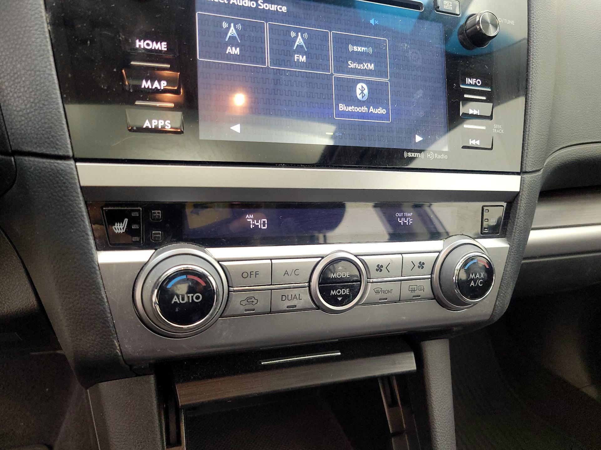 Thumbnail: 2015 Subaru Legacy - 16