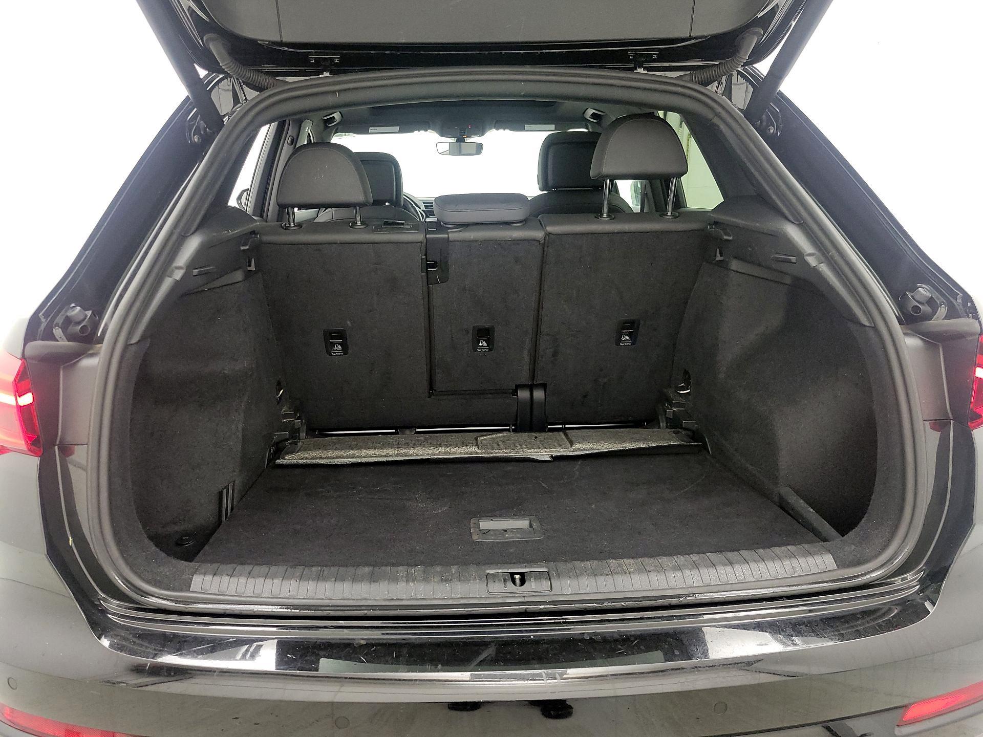 Thumbnail: 2020 Audi Q3 - 19